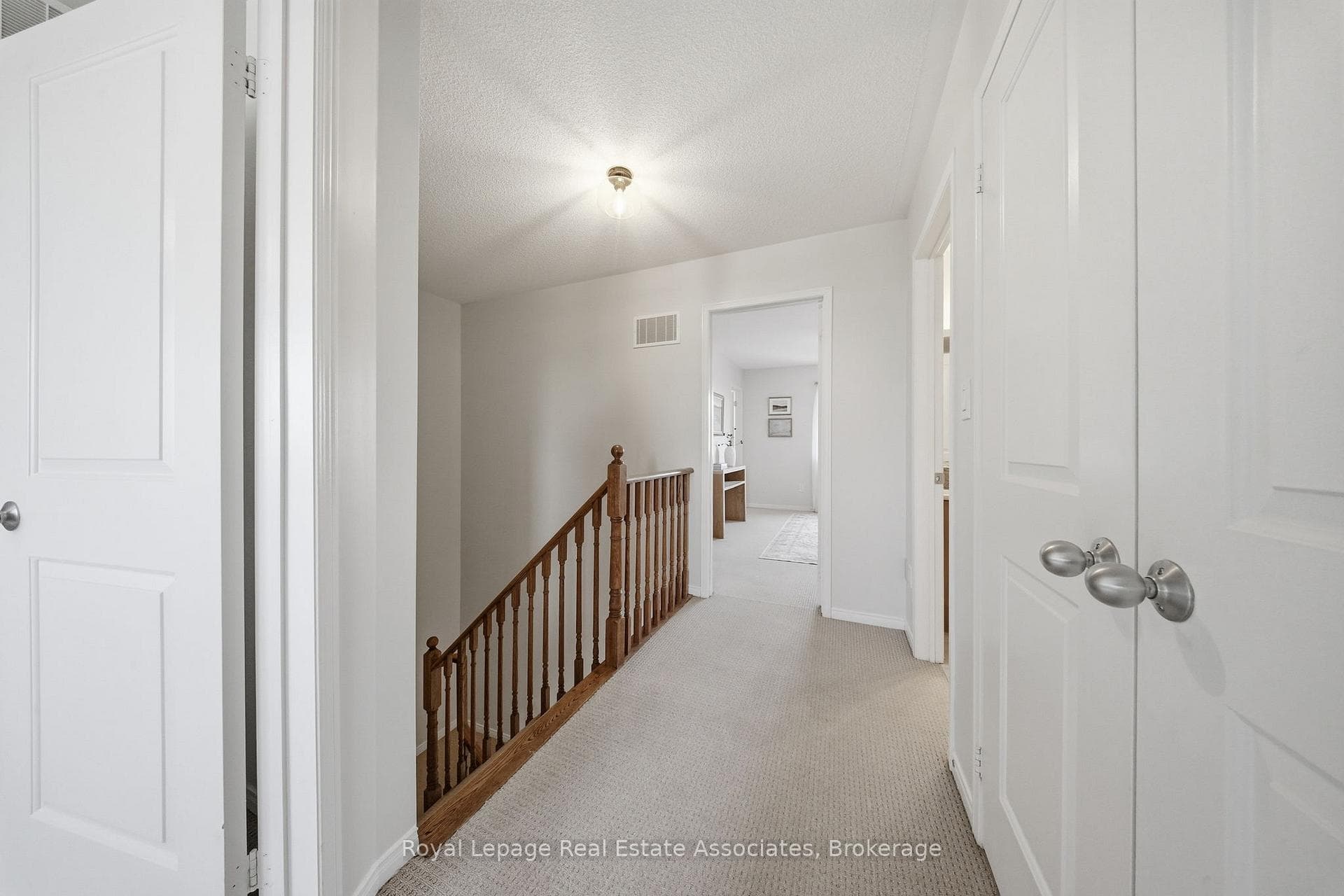 228 Brookhill Boulevard photo 16