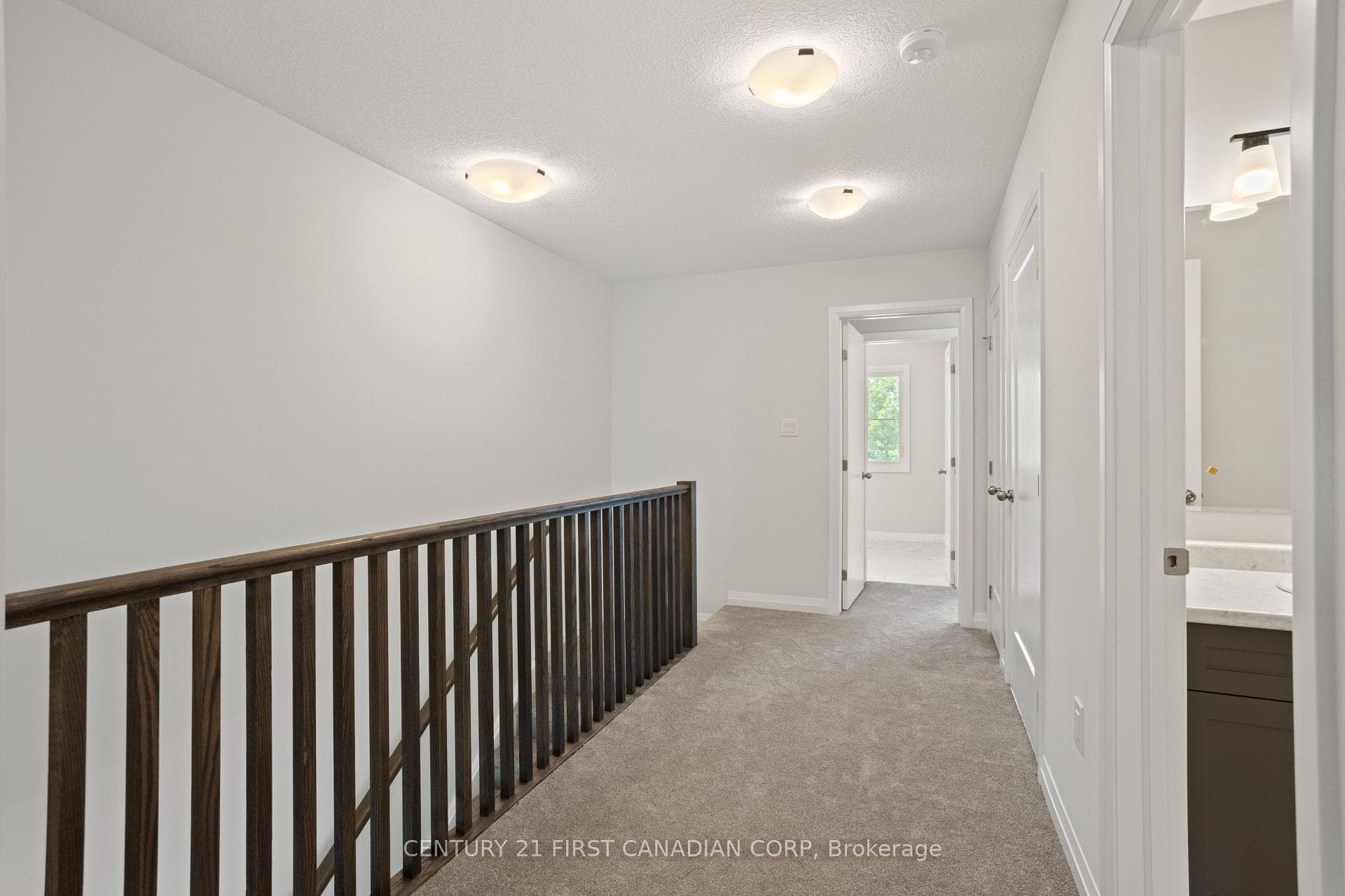 6901 HEATHWOODS Avenue photo 15