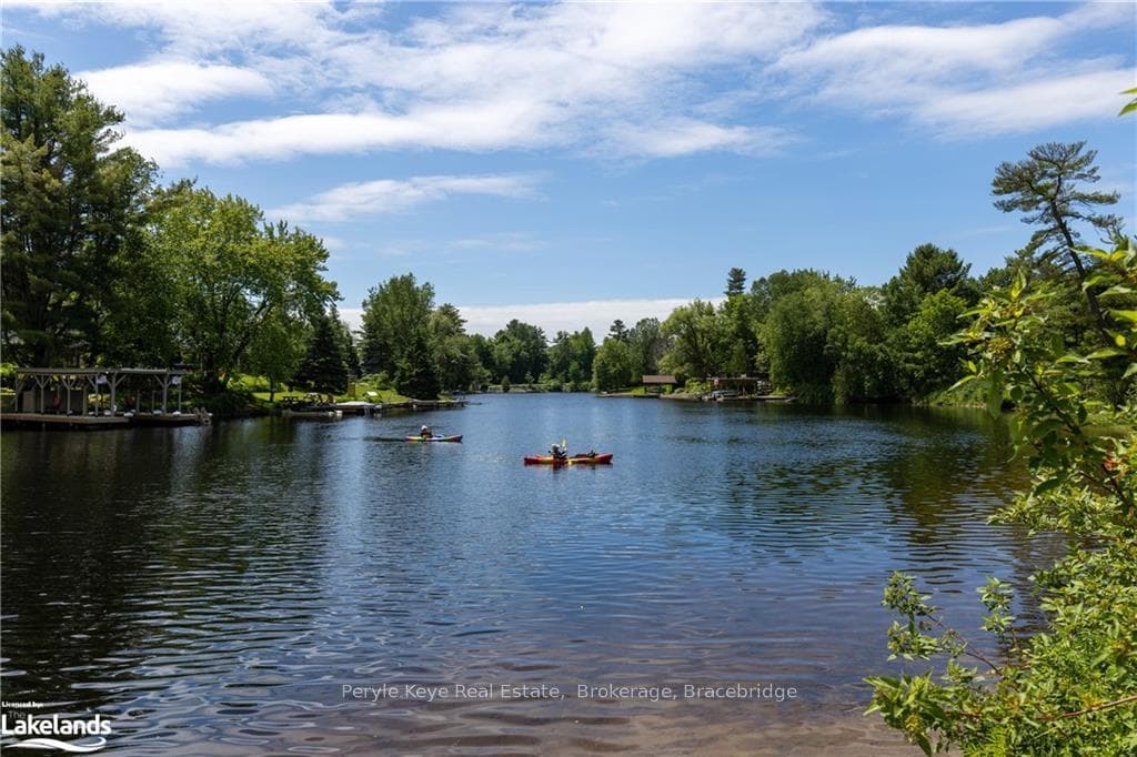 12 STORMONT Court photo 9