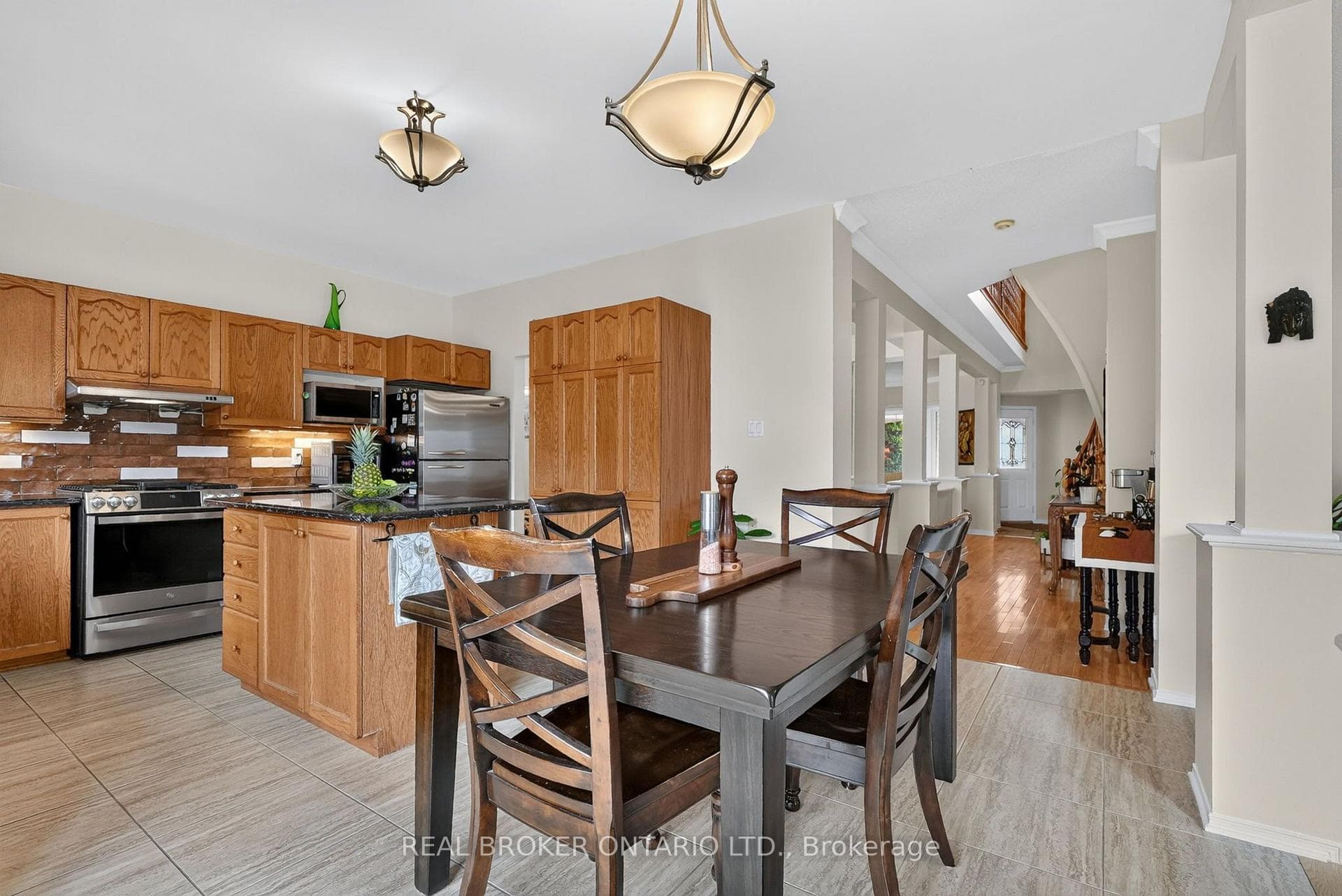 157 Fairlop Way photo 11