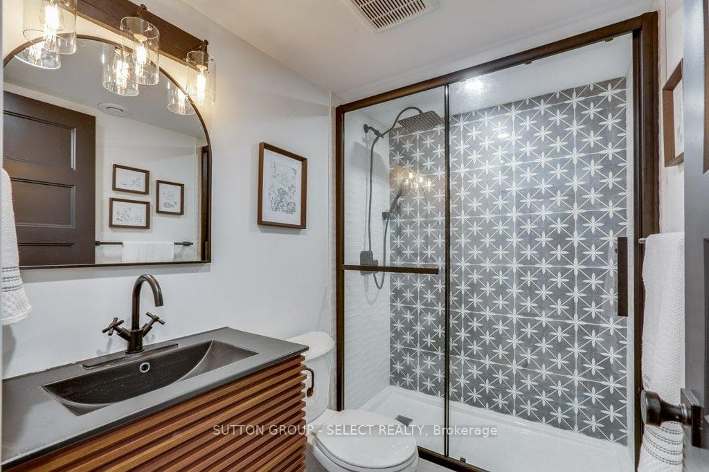 988 Glenbanner Road photo 23