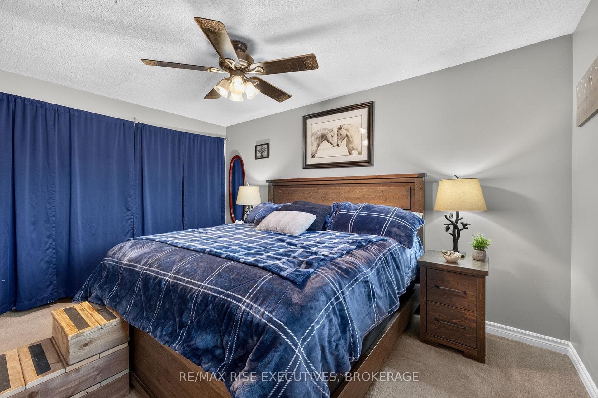 1560 Victoria Street photo 21