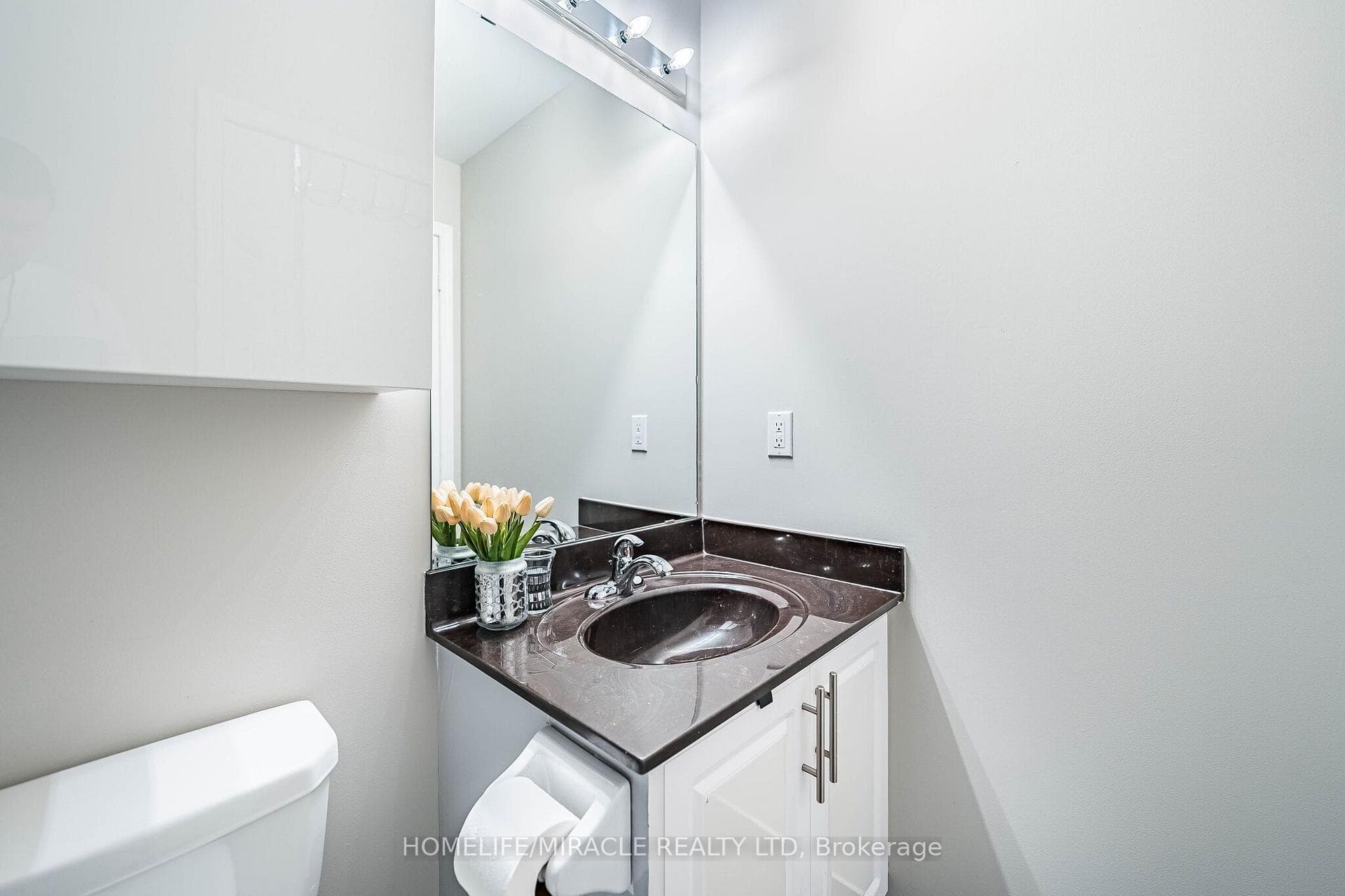 18 Harding Boulevard Unit 121 photo 28