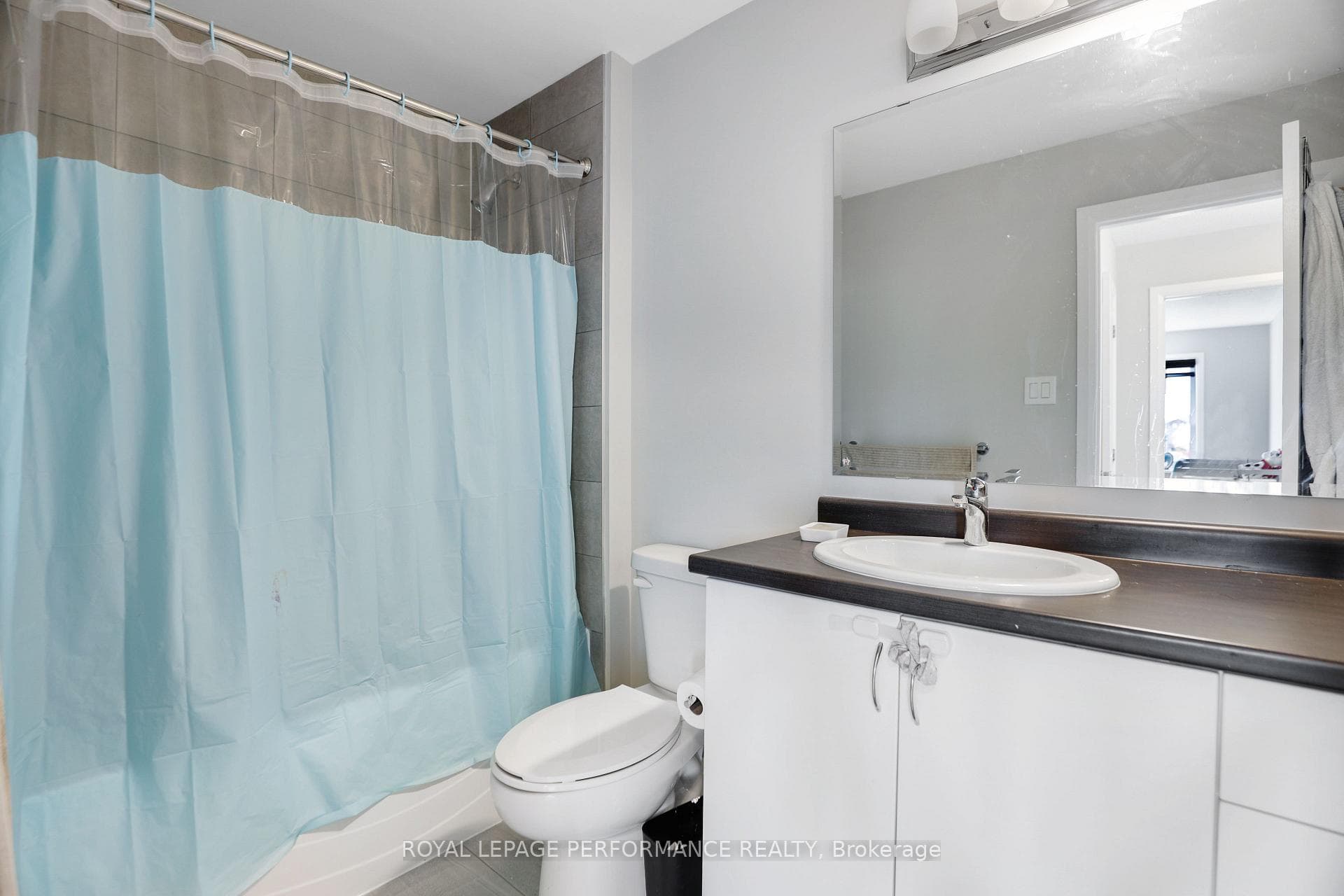 318 GUPPY Grove photo 26