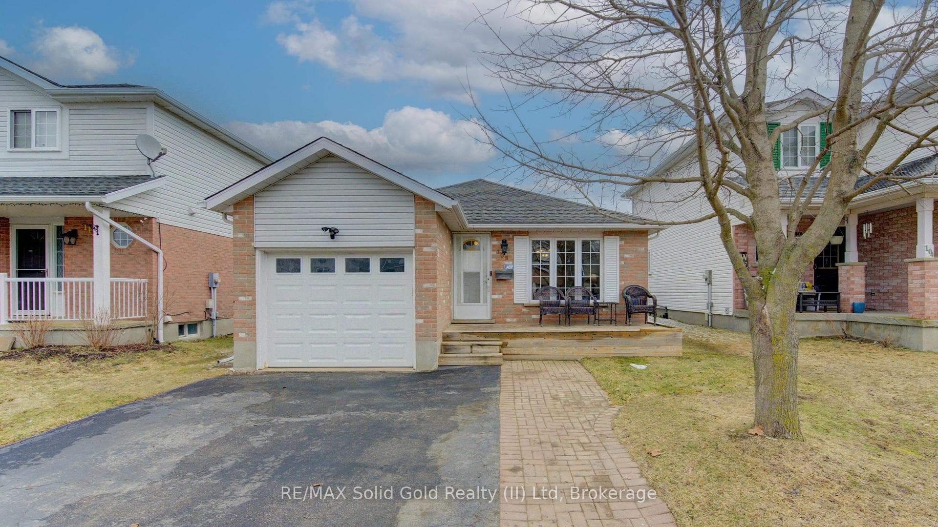 108 Tara Crescent photo 1