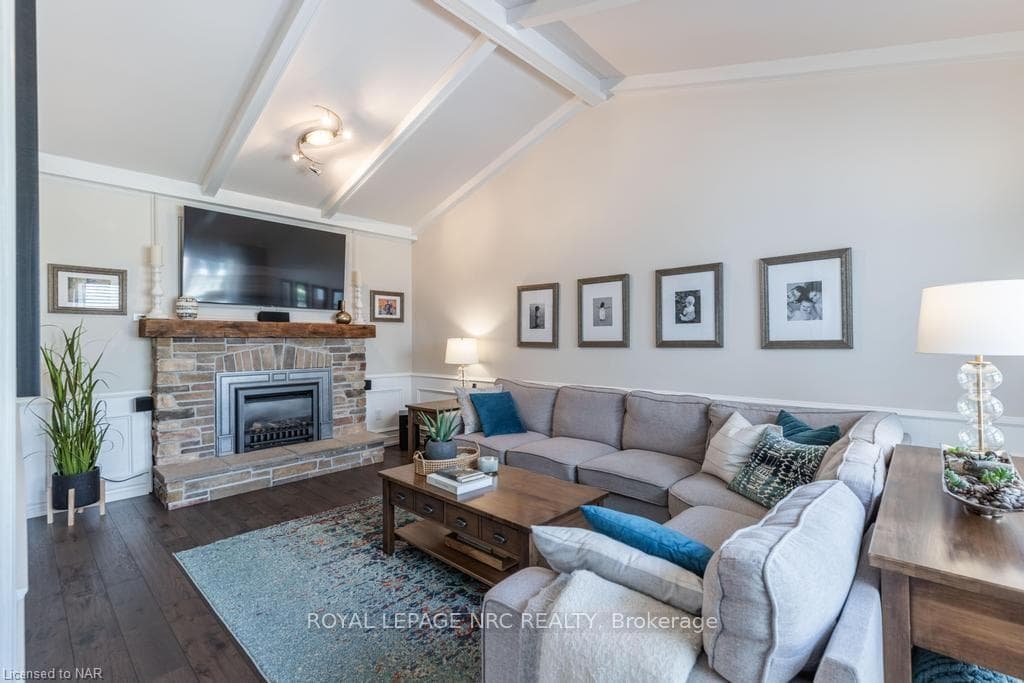 18 BARNSDALE Lane photo 20