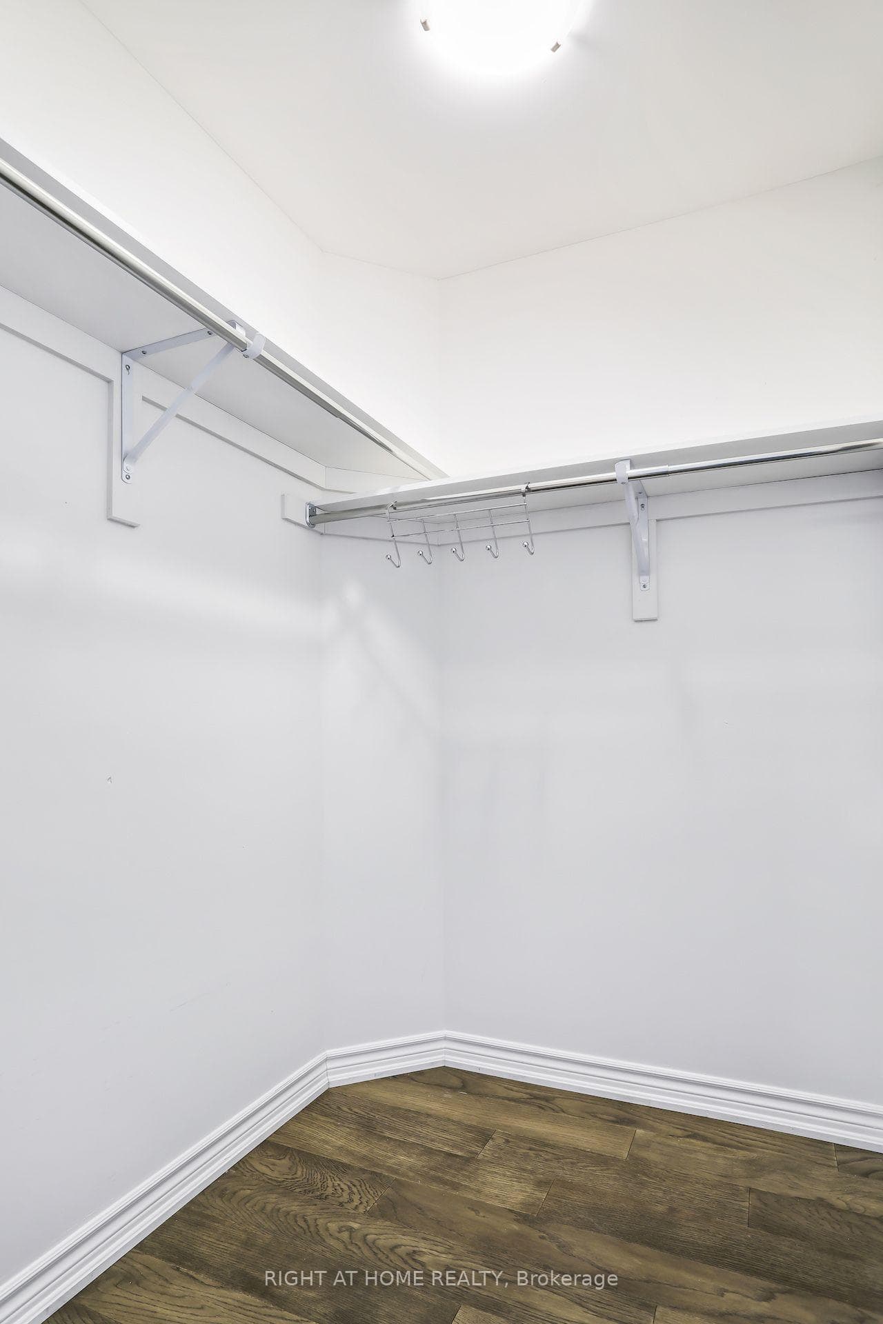 115 Delphi Court Unit 141 photo 20
