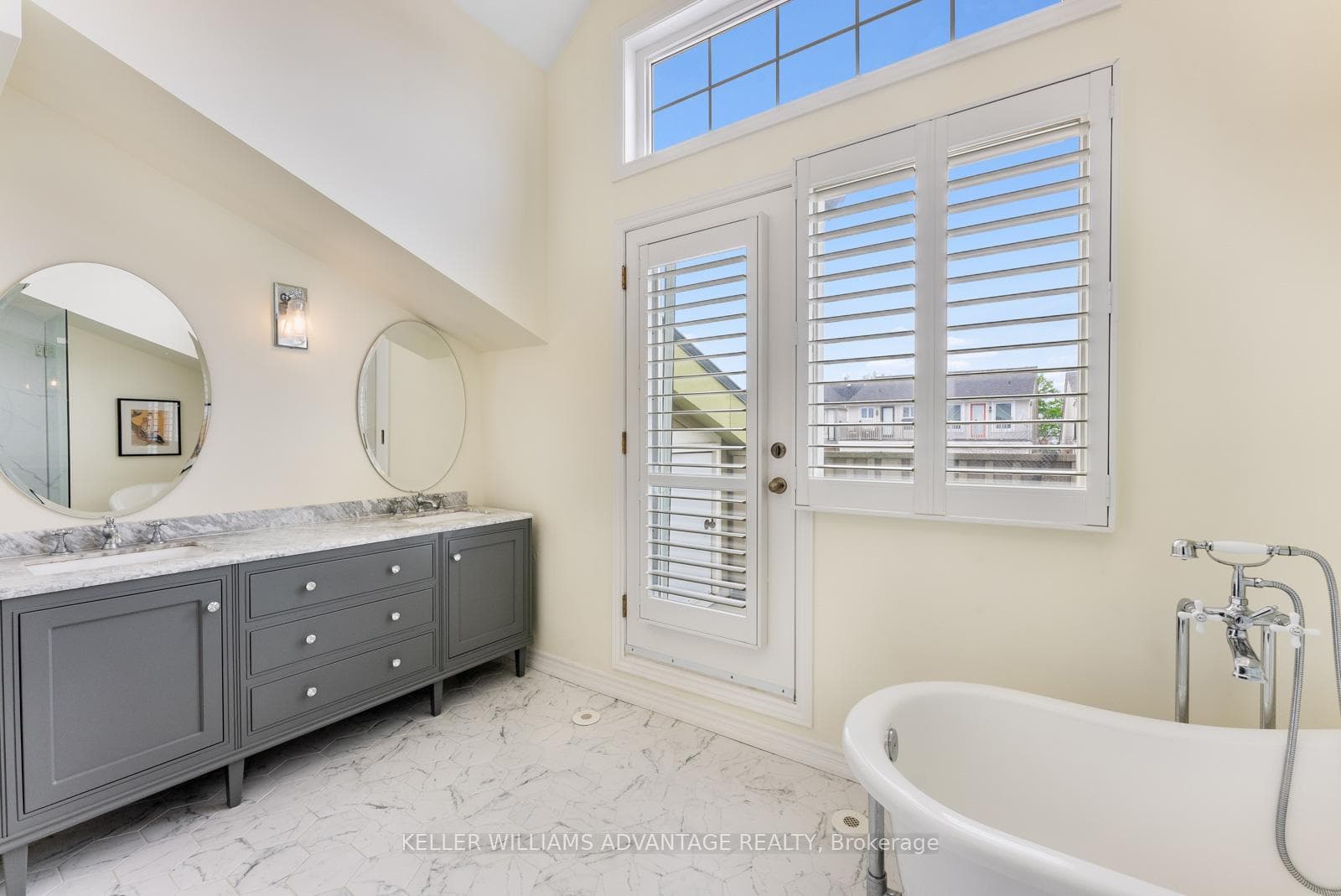 1848 Lake Shore Boulevard photo 28