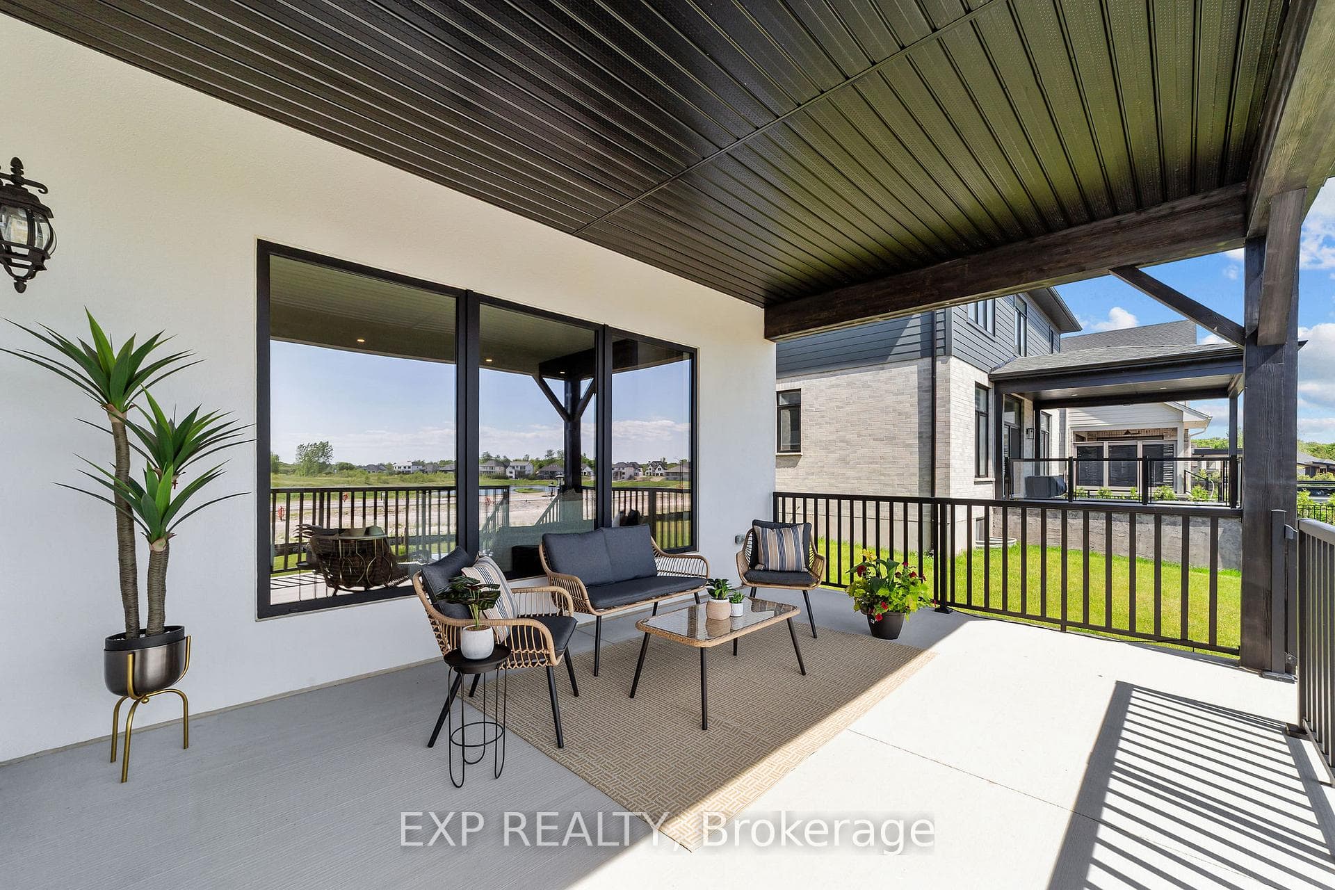 113 Edgewater Boulevard photo 44
