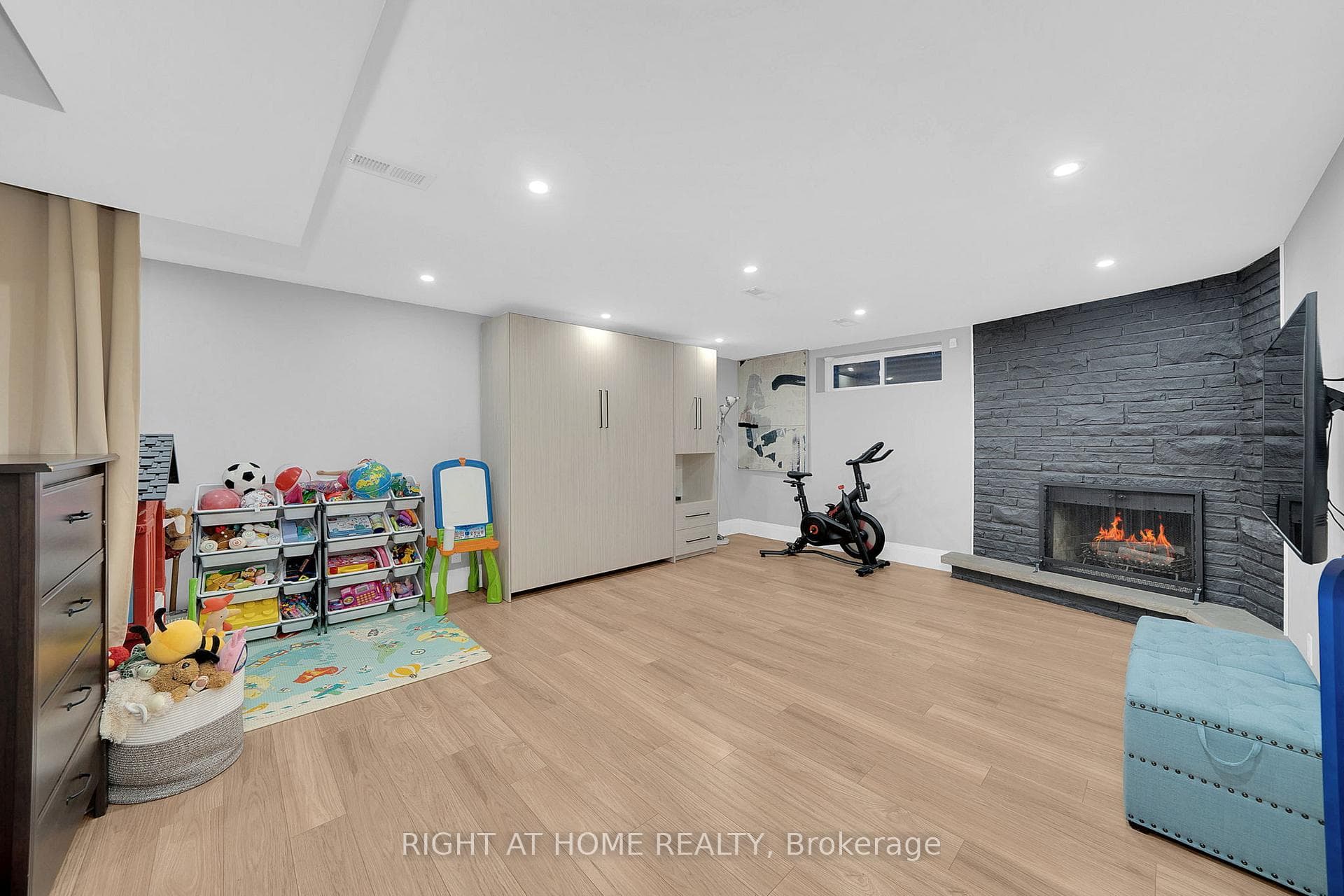 10 Hurdman Street photo 27