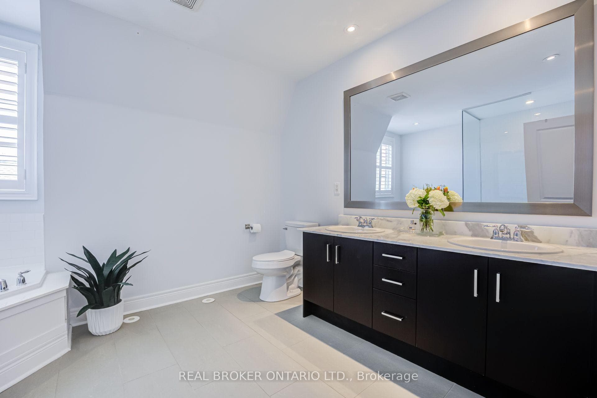 39 Ruby Lang Lane photo 20
