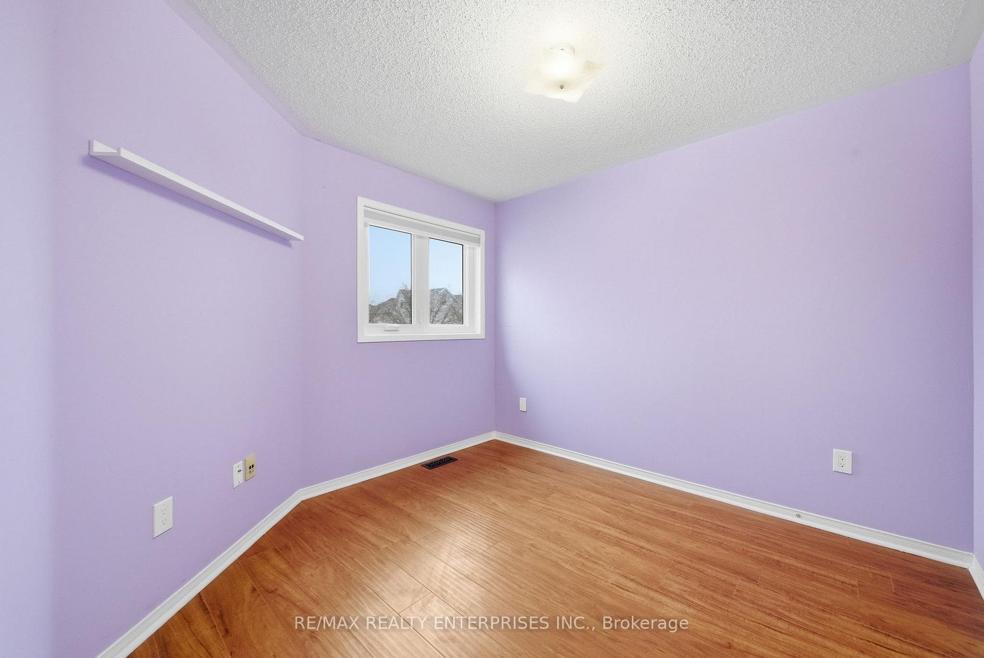 6930 Elliott Parliament Street photo 25