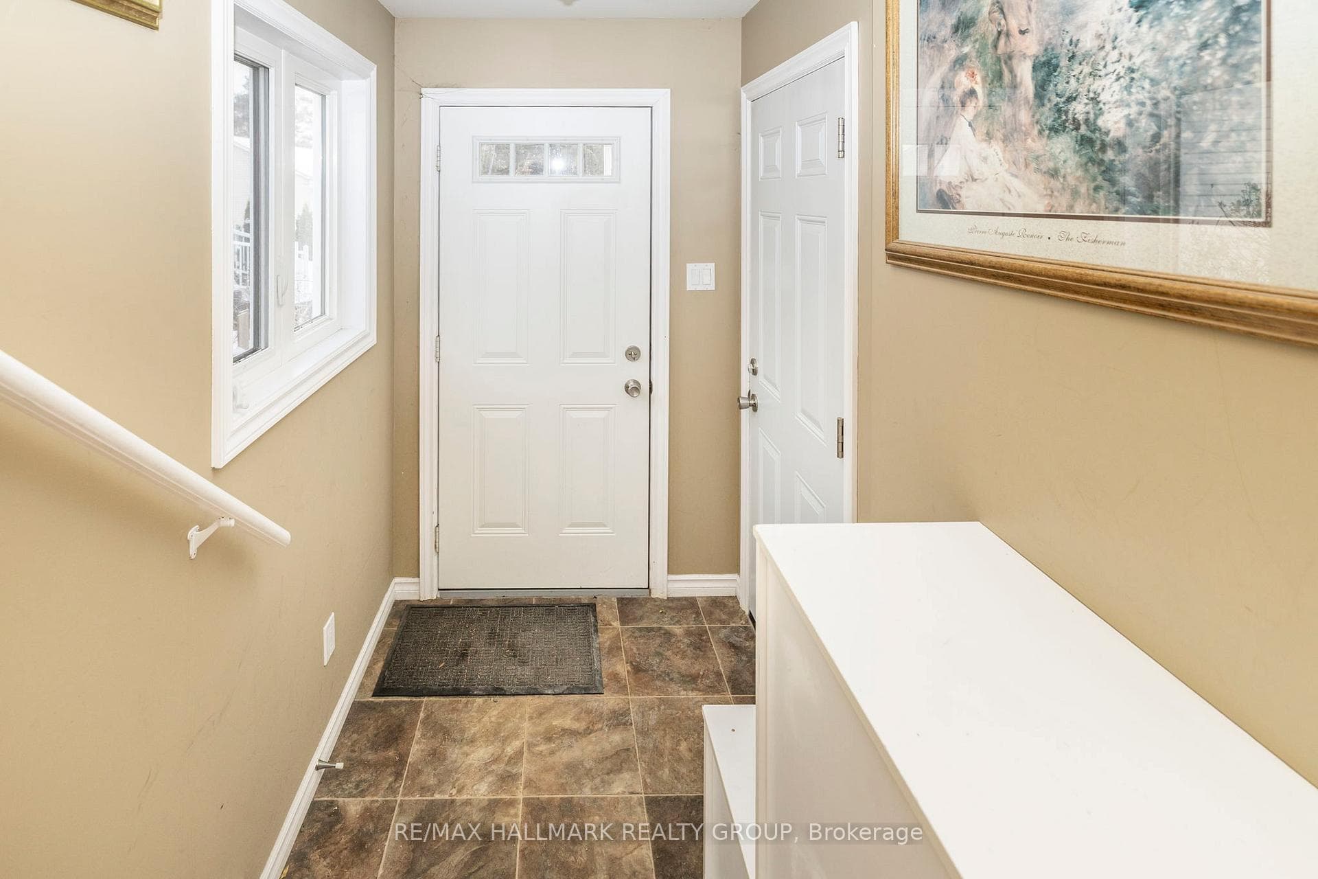 1796 Dumas Street photo 12