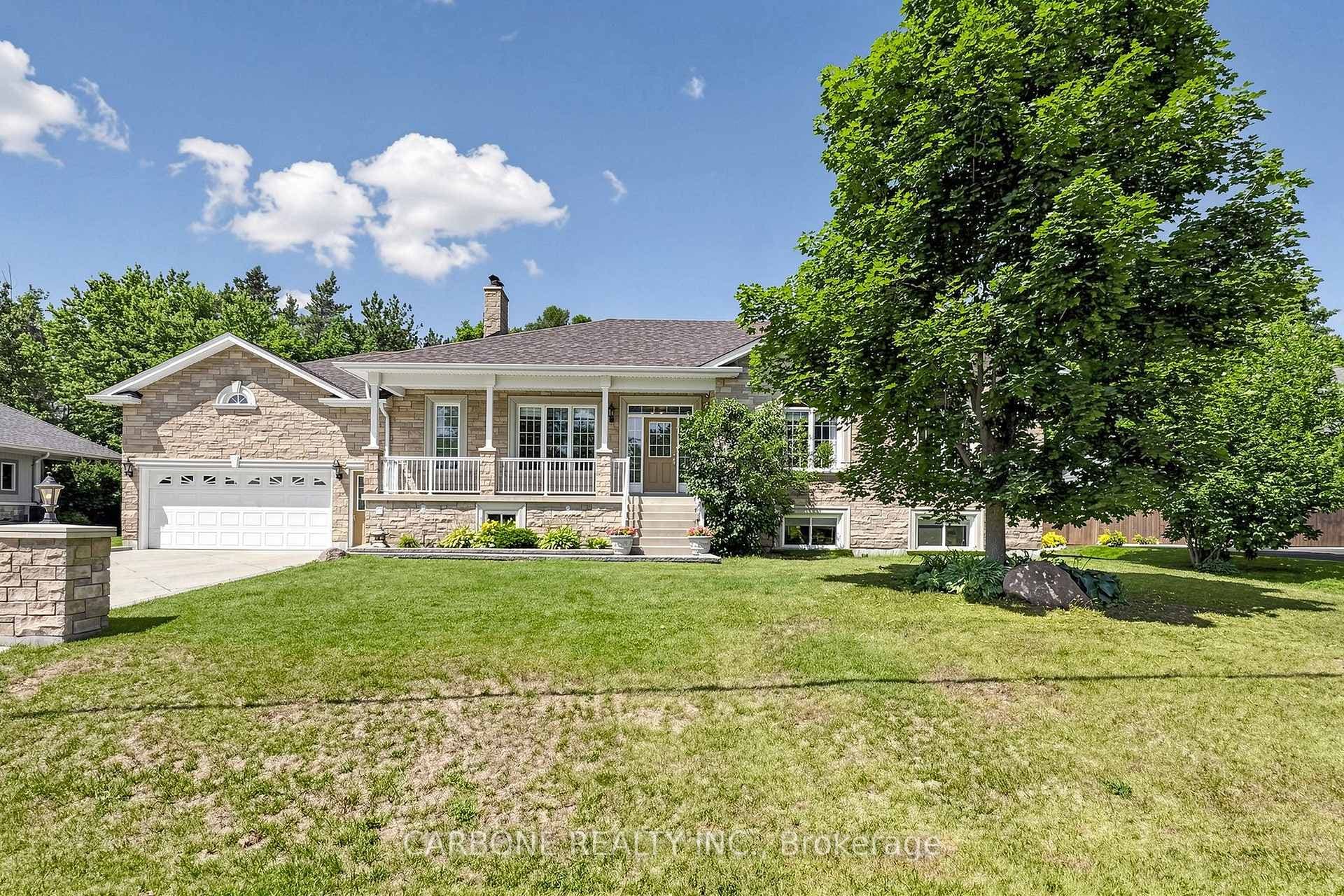 59 Campbell Crescent photo 2