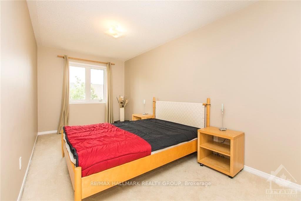124 Tall Oak Private photo 16