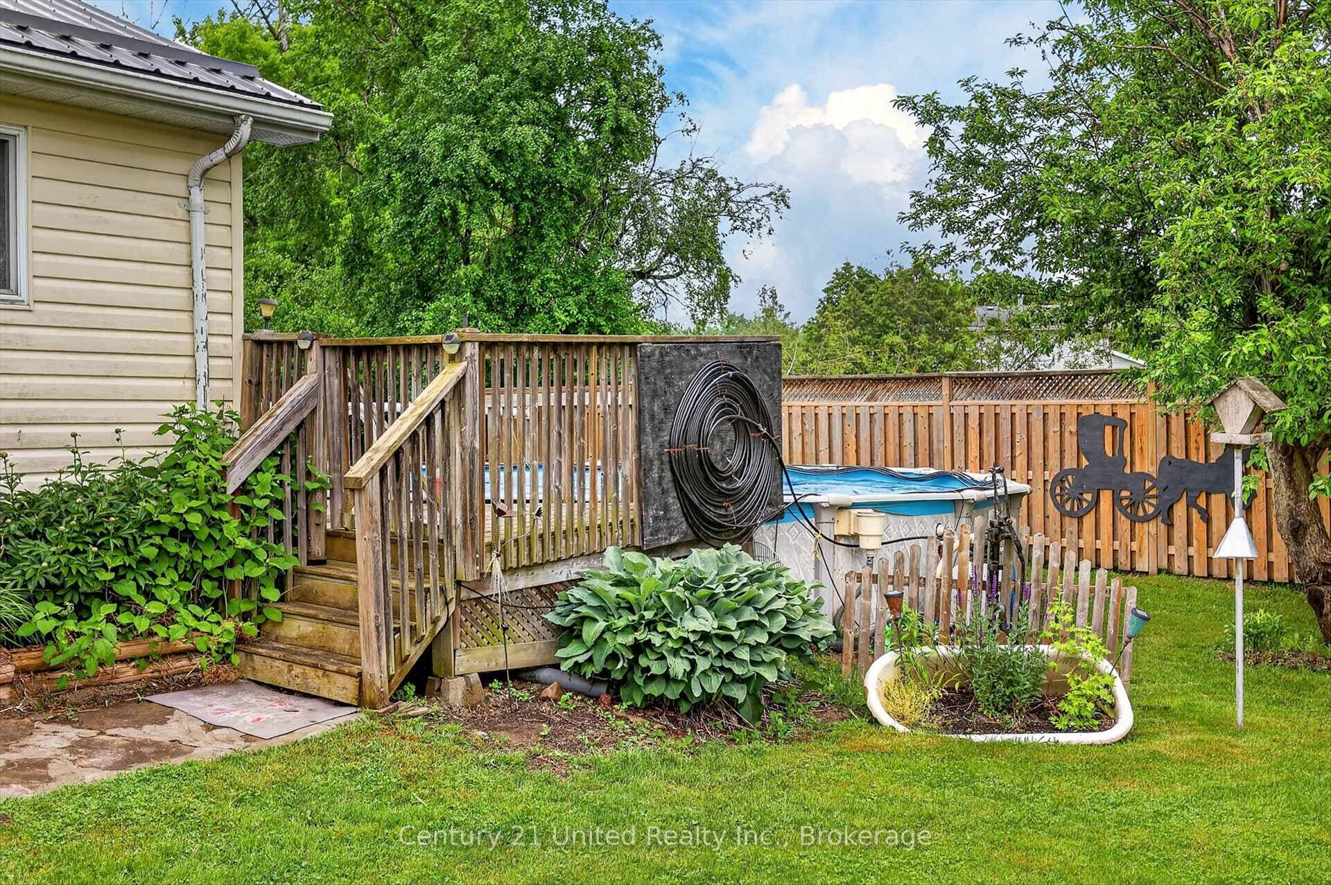 12 Emily Court photo 45
