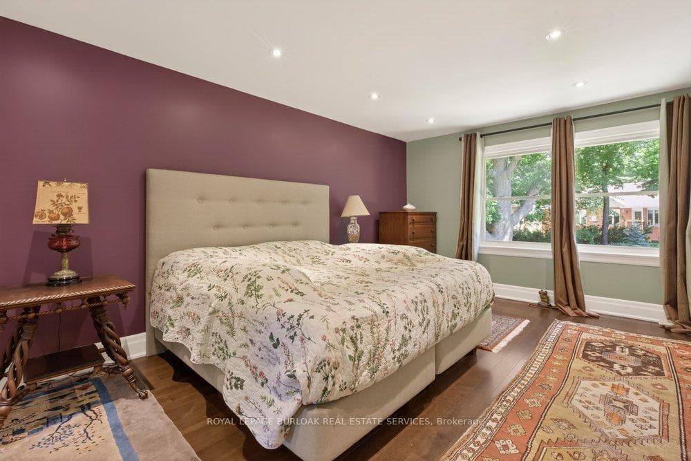 589 Sharalin Court photo 18