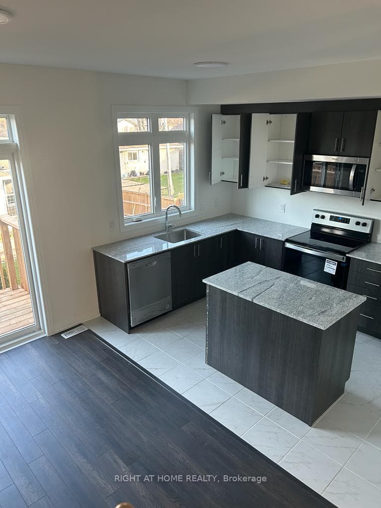 79 Sidney Rose Drive Unit 46 photo 9