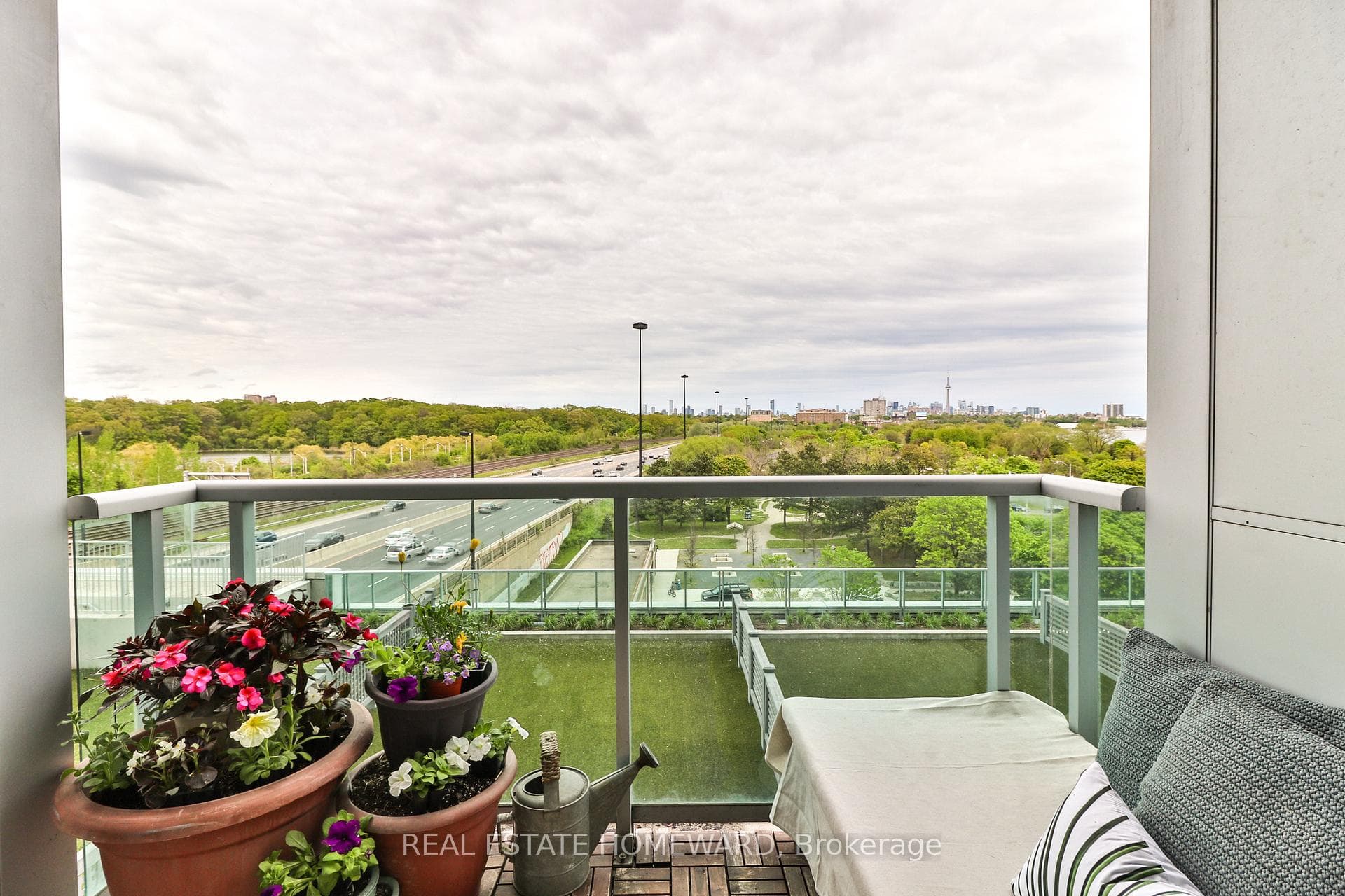 1900 Lake Shore Boulevard Unit 608 photo 26