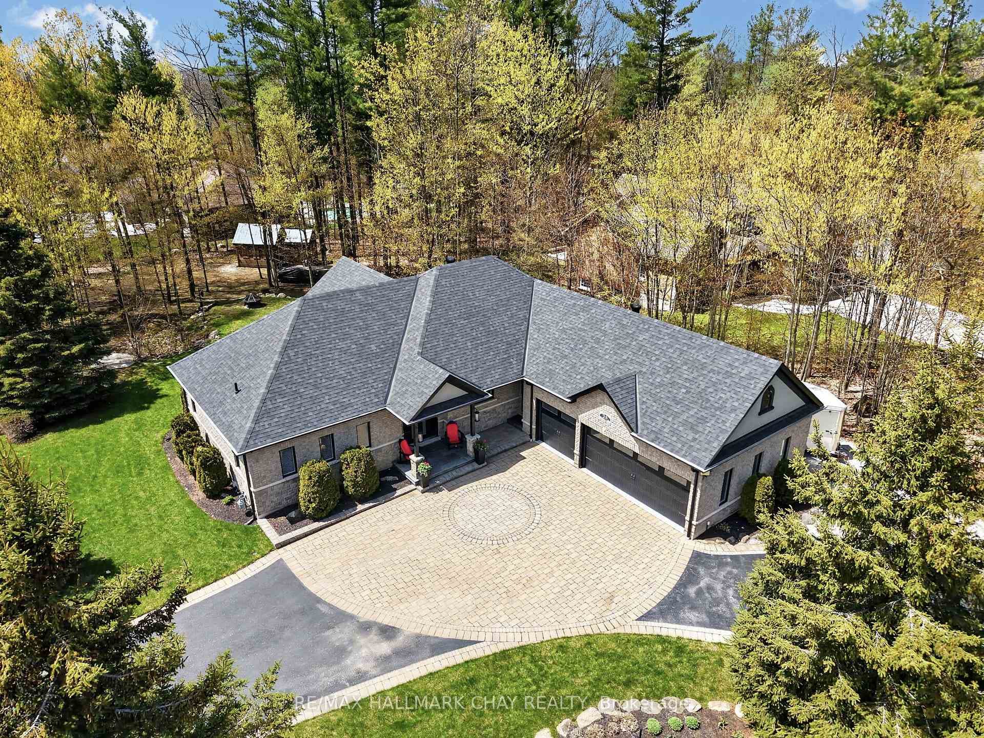 25 Laddie Lane photo 43