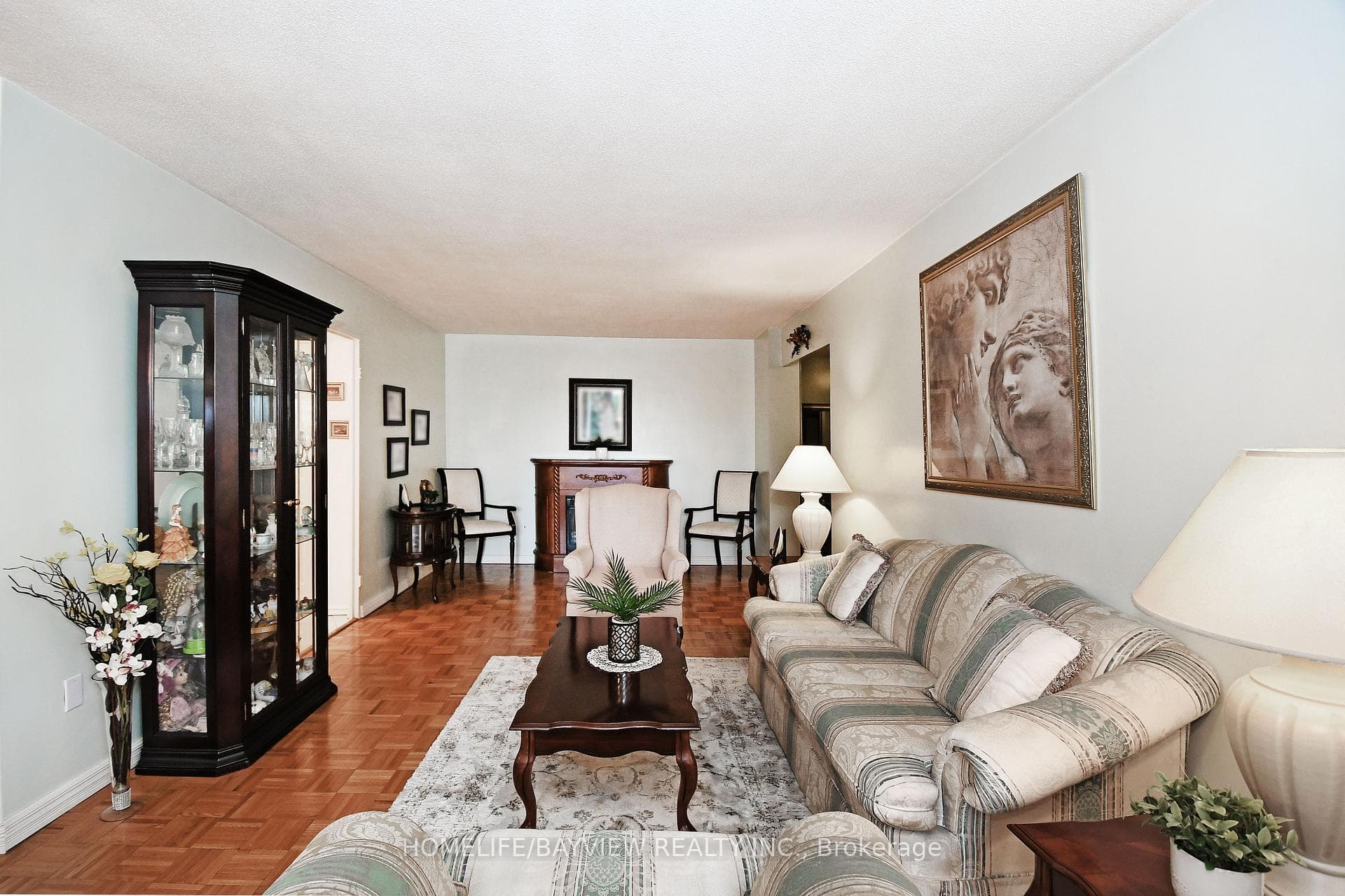 60 Pavane Linkway N/A Unit 310 photo 11