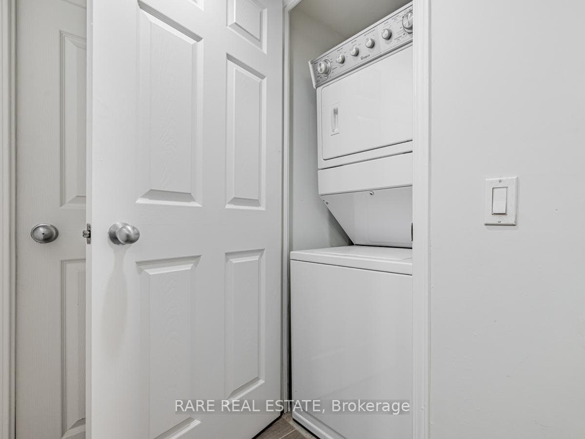 30 Harrison Garden Boulevard Unit 1711 photo 17