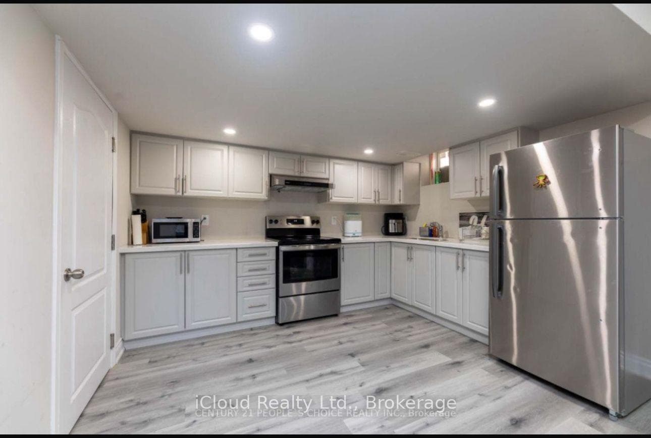 22 Cirrus Crescent photo 3