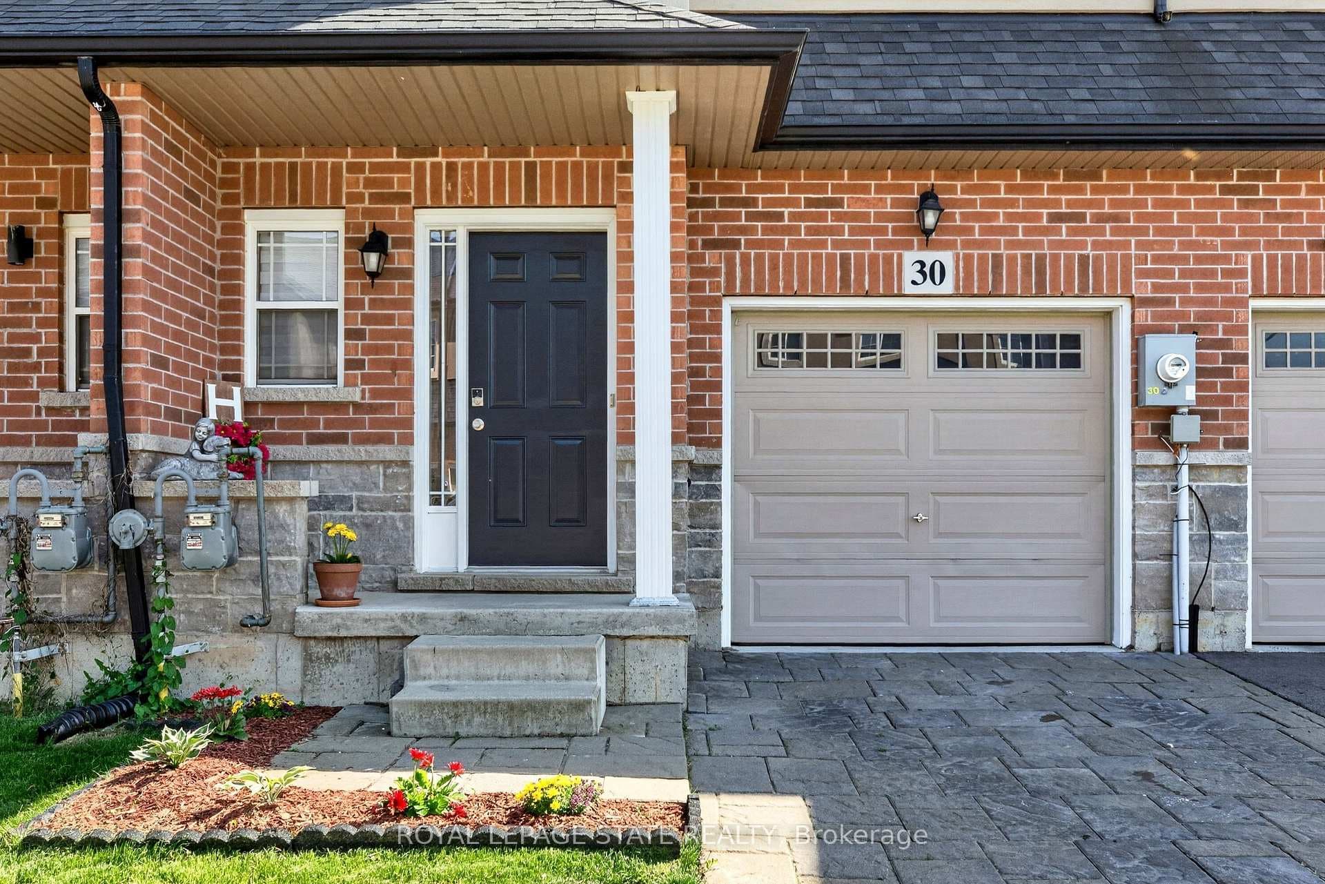 9 Hampton Brook Way photo 3
