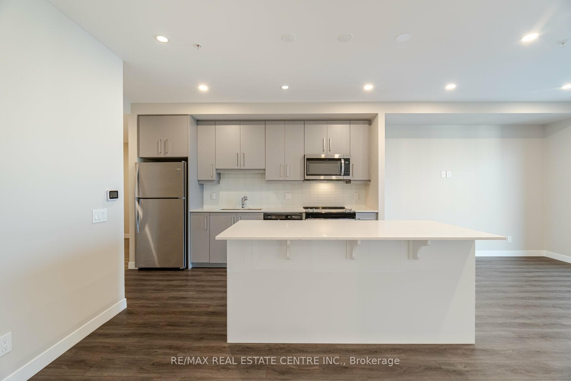 15 Queen Street Unit 1411 photo 7