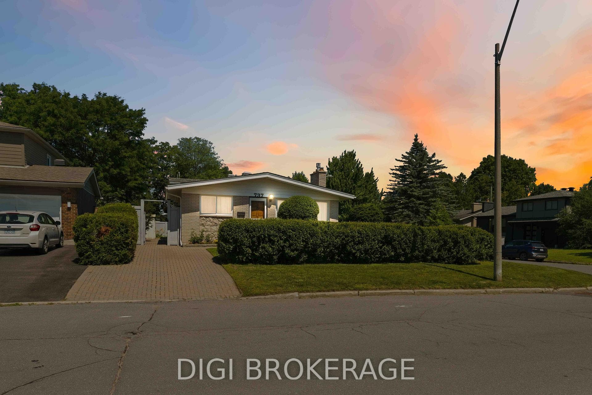 737 Southmore Drive photo 7