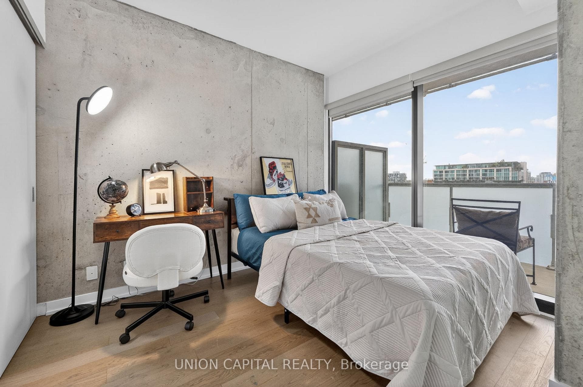 11 Charlotte Street Unit 1004 photo 12