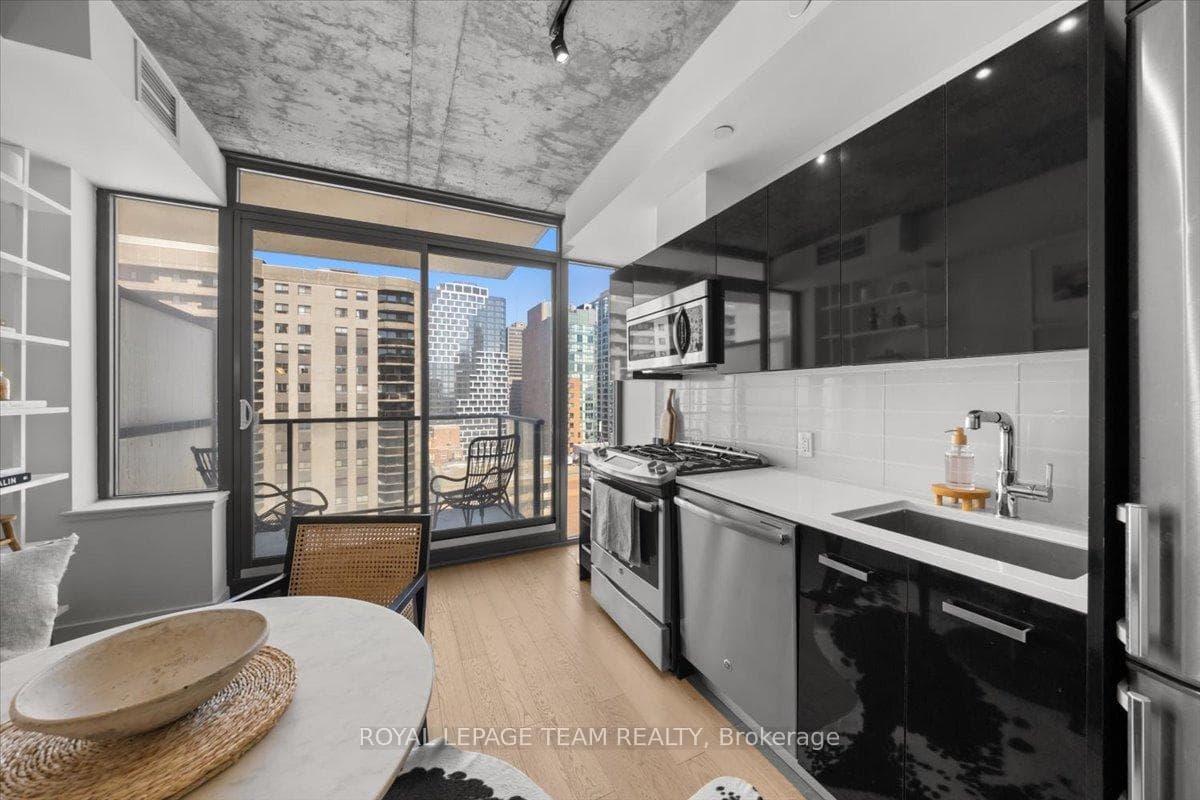 224 Lyon Street Unit 1409 photo 22