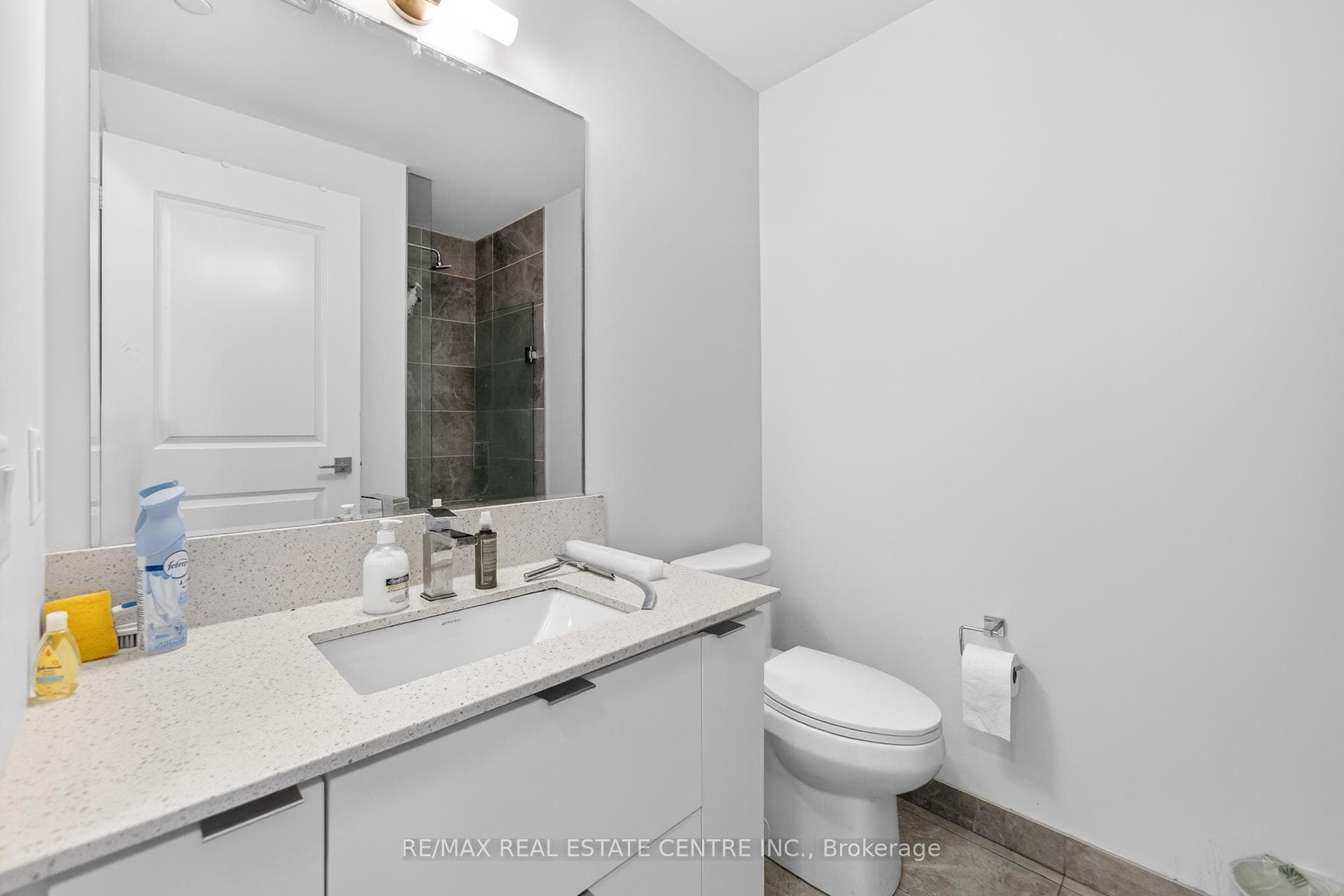30 Elm Drive Unit 610 photo 19