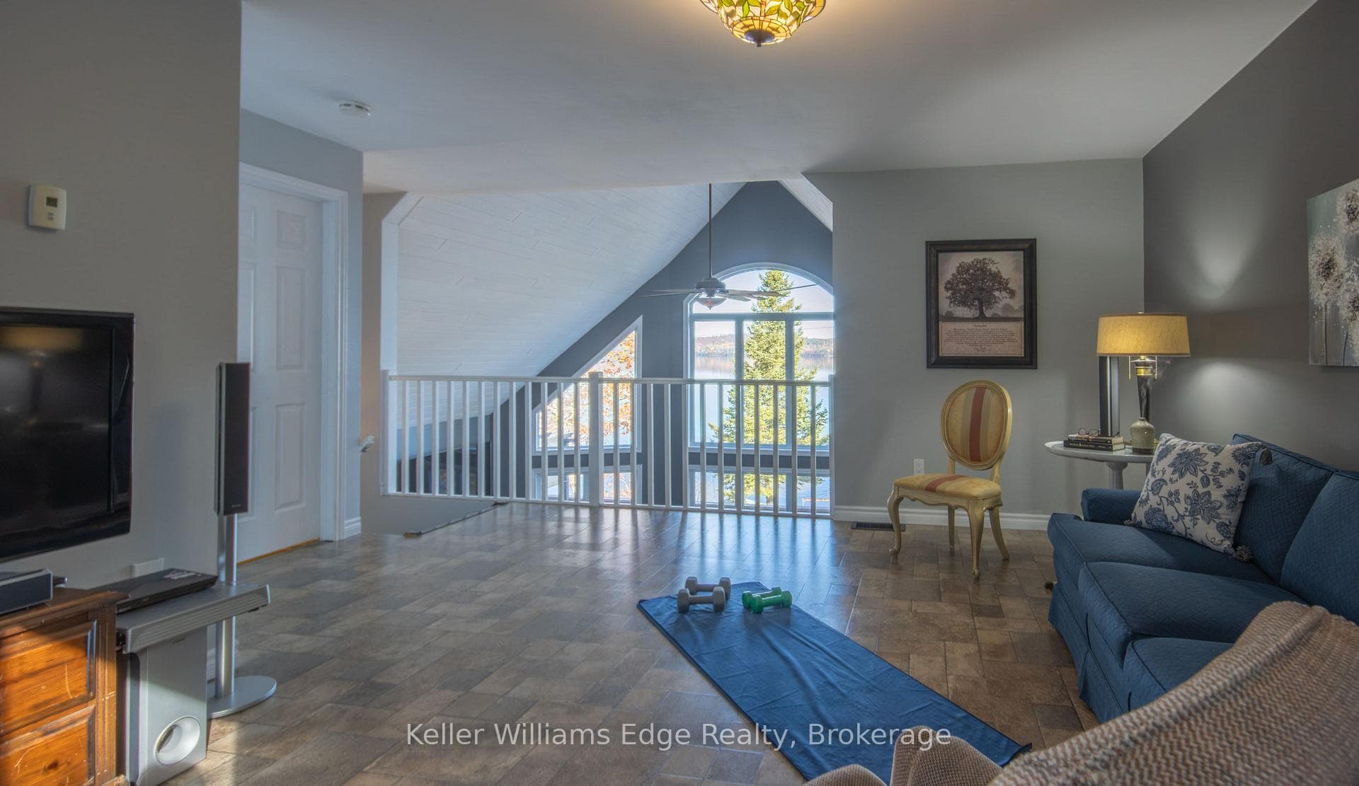 43 LAKESHORE Drive photo 34