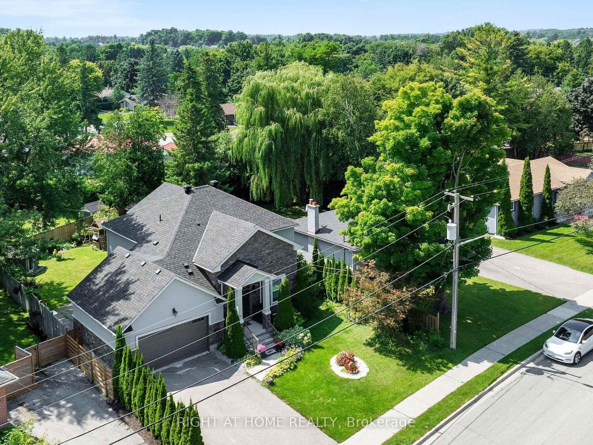 51 Glass Drive photo 38