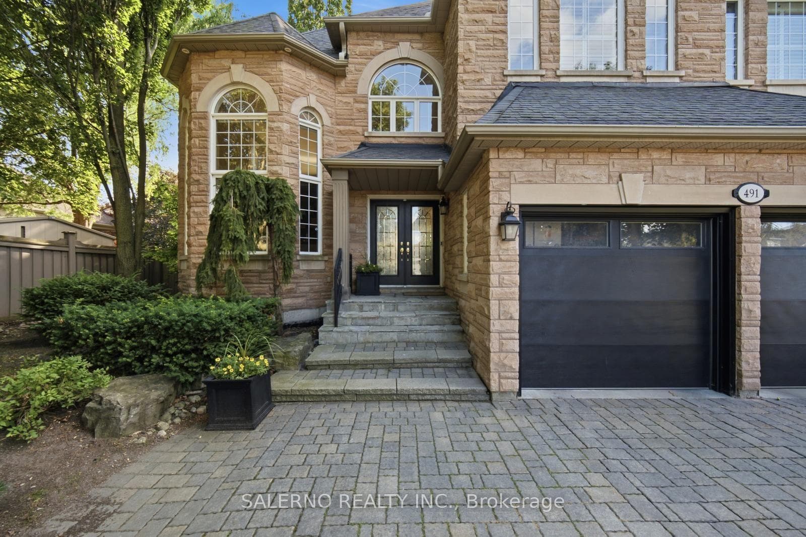 491 Westridge Drive photo 5