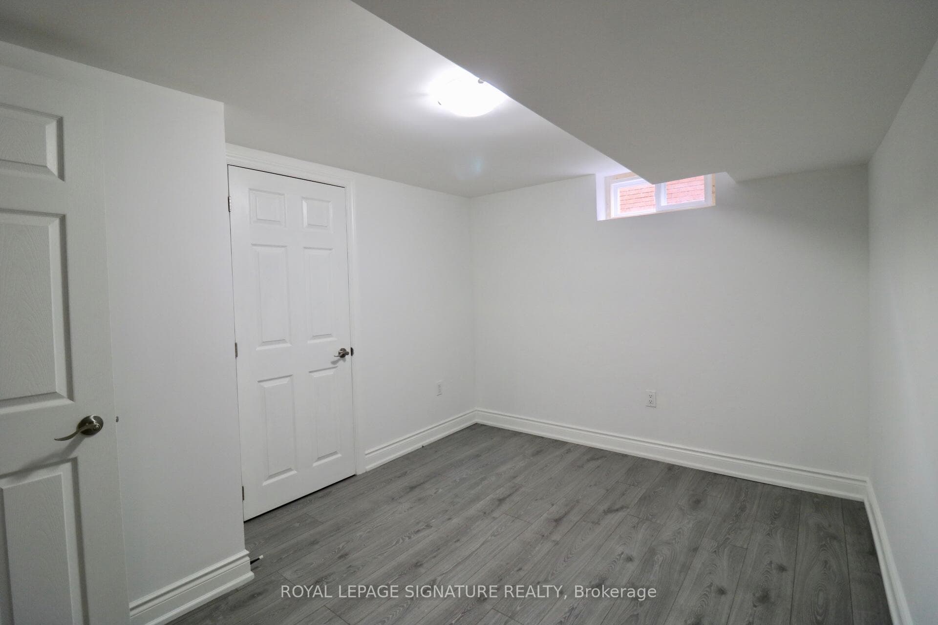 309 Cranbrook Drive Unit Bsmt photo 6