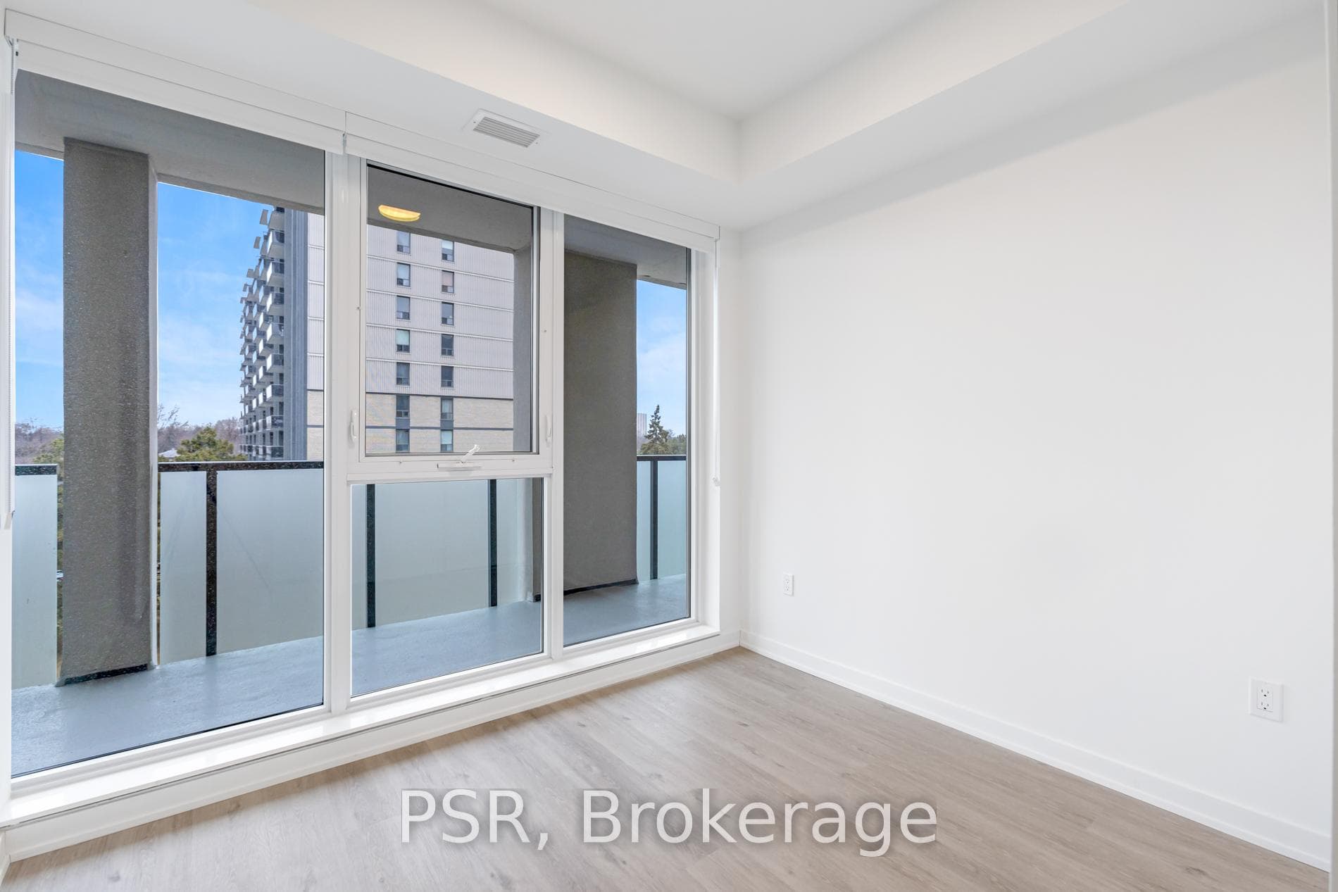 4365 Bloor Street Unit 511 photo 13
