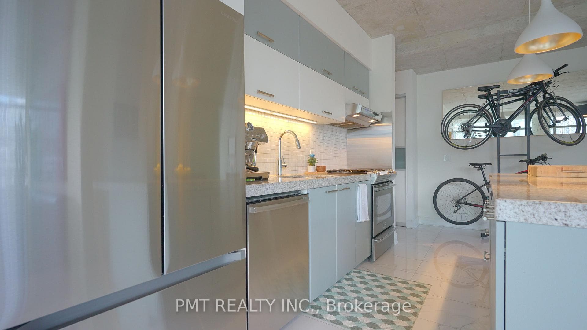 55 Stewart Street Unit 831 photo 11