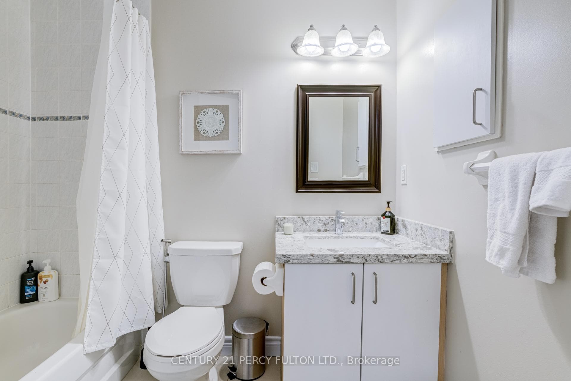 523 Church Street photo 28