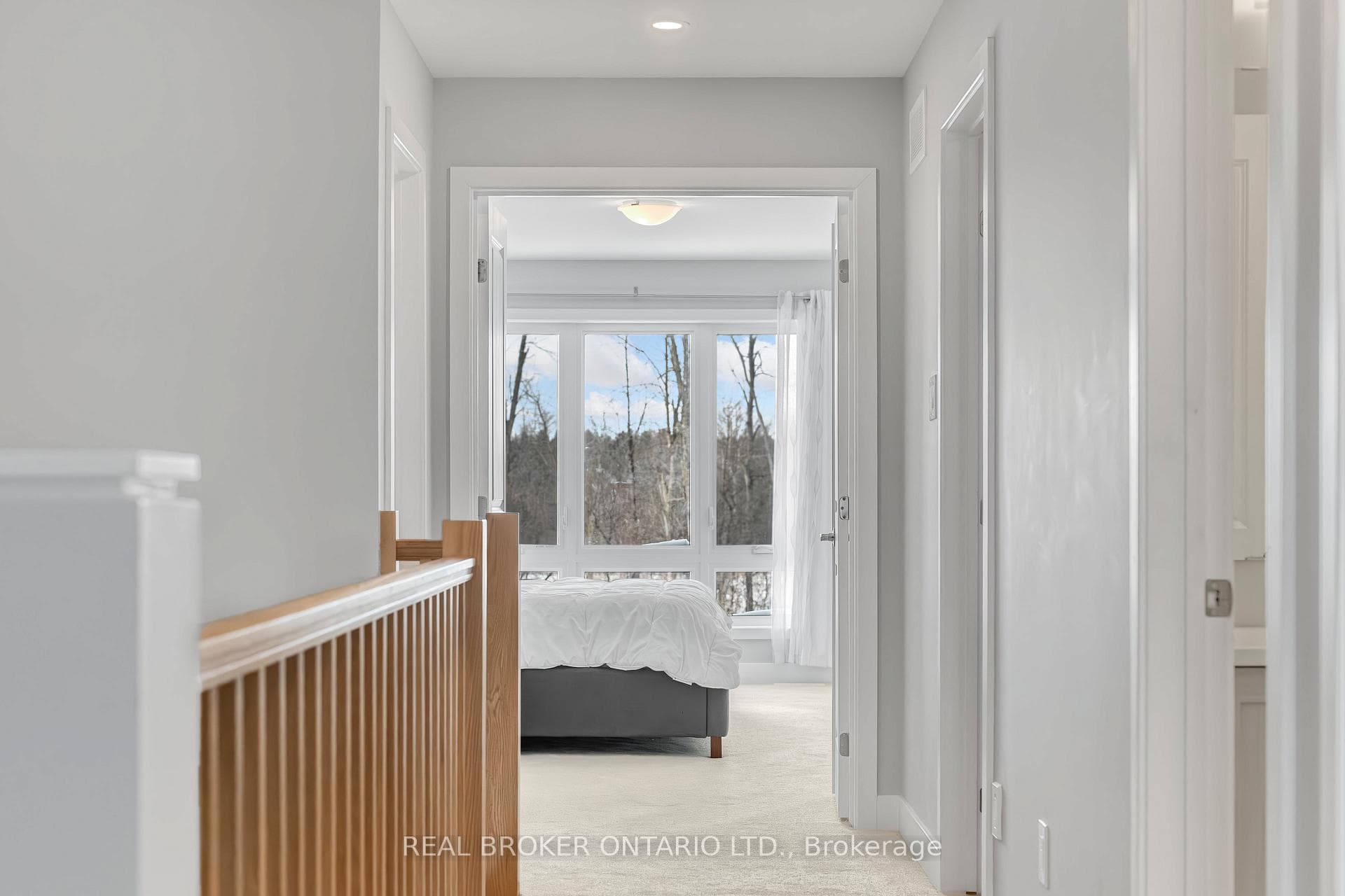 143 Bristol Crescent photo 22