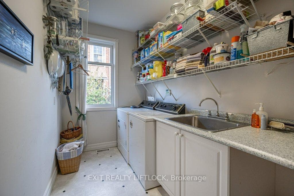 57 King Street photo 23