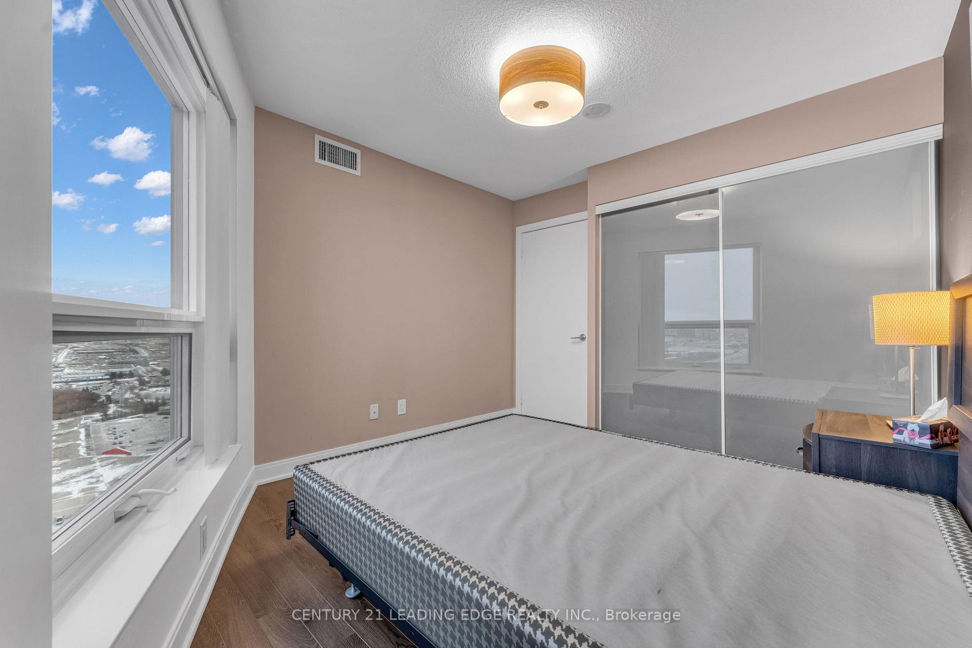 125 Village Green Square Unit 2903 photo 14