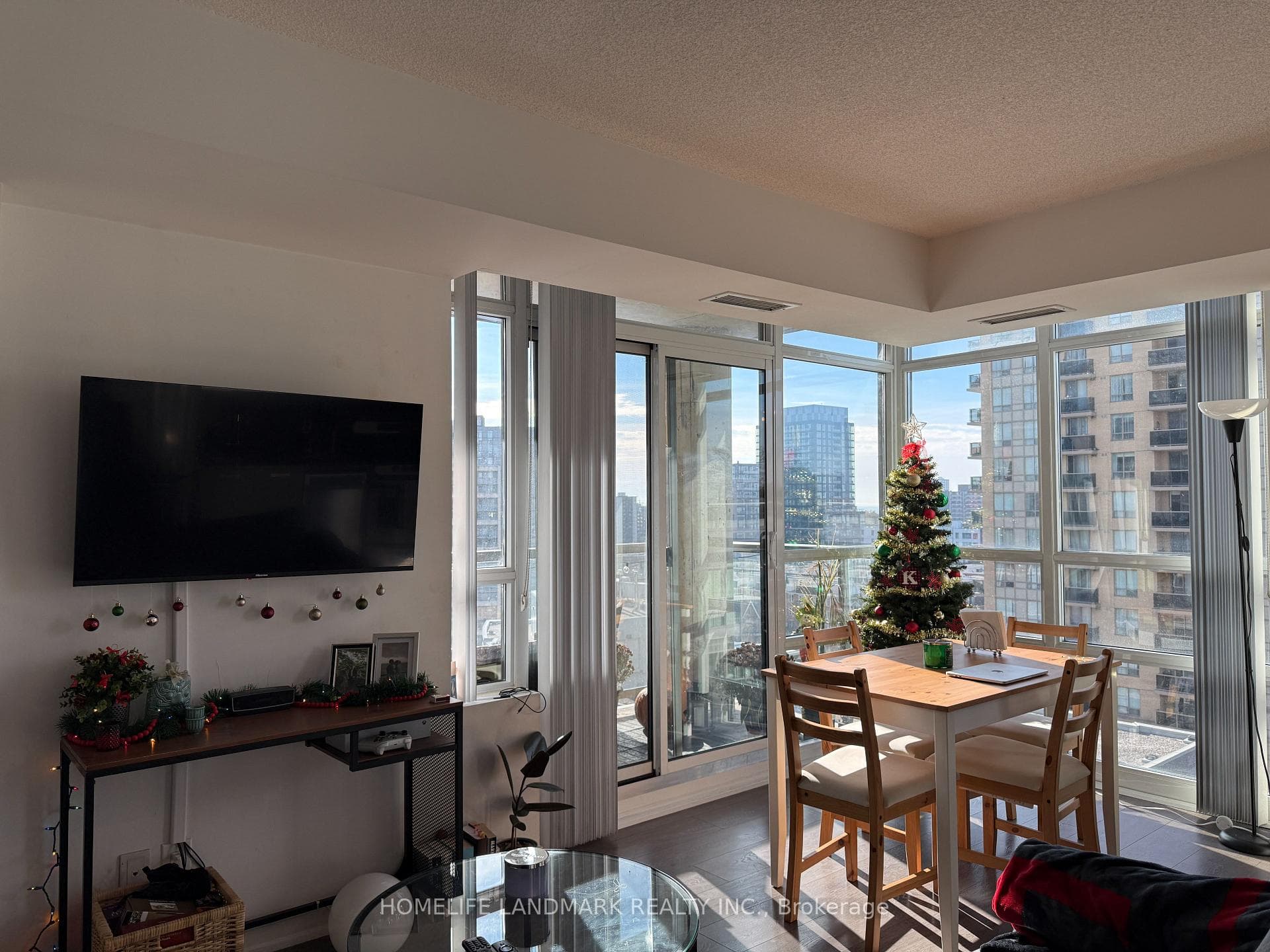 68 Abell Street Unit 1507 photo 3
