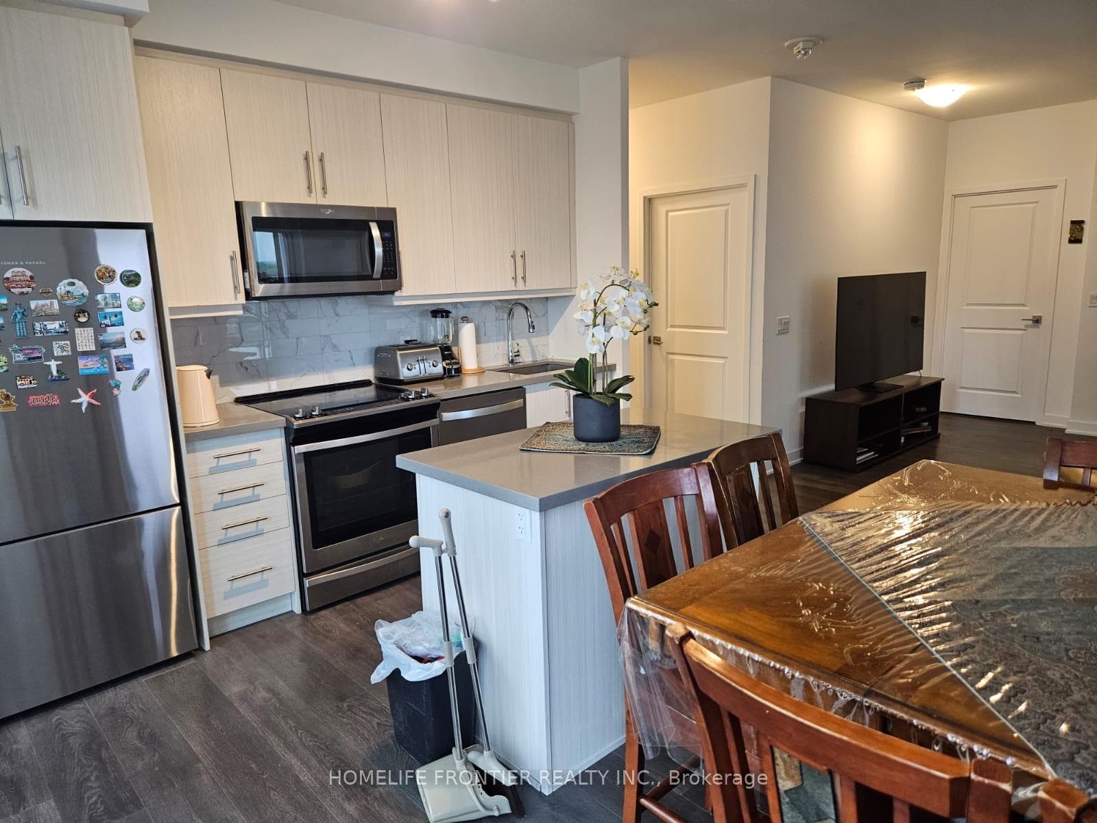 85 Oneida Crescent Unit 914 photo 5