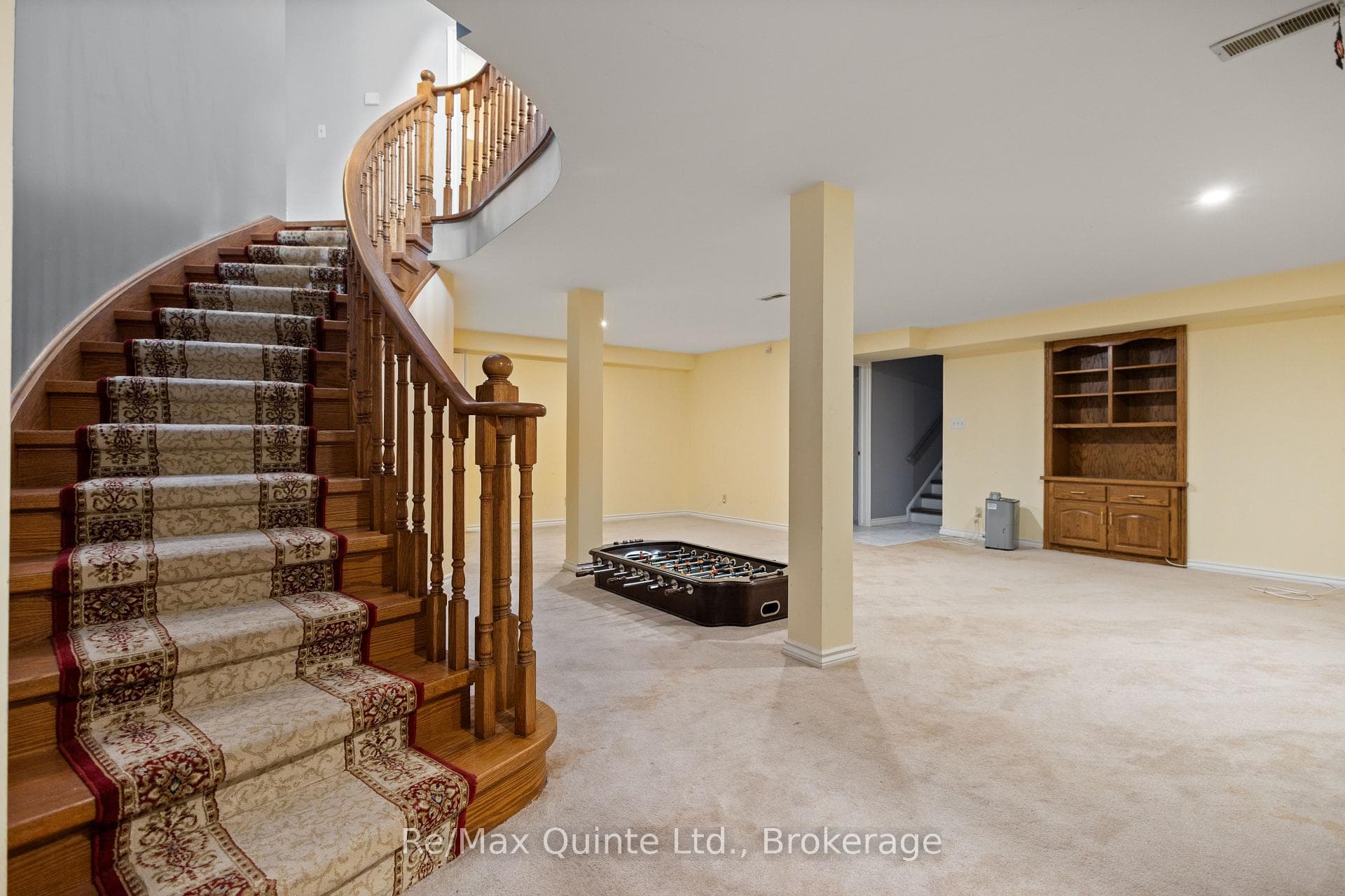 17 Applewood Court photo 41