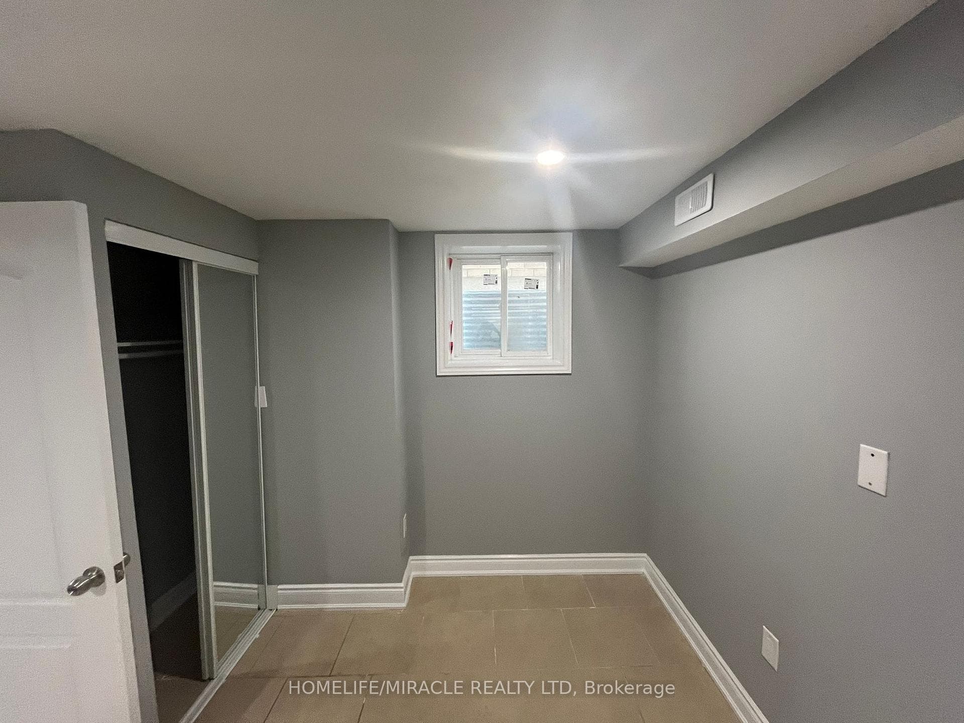 6 Hibiscus Court Unit Bsmt photo 10