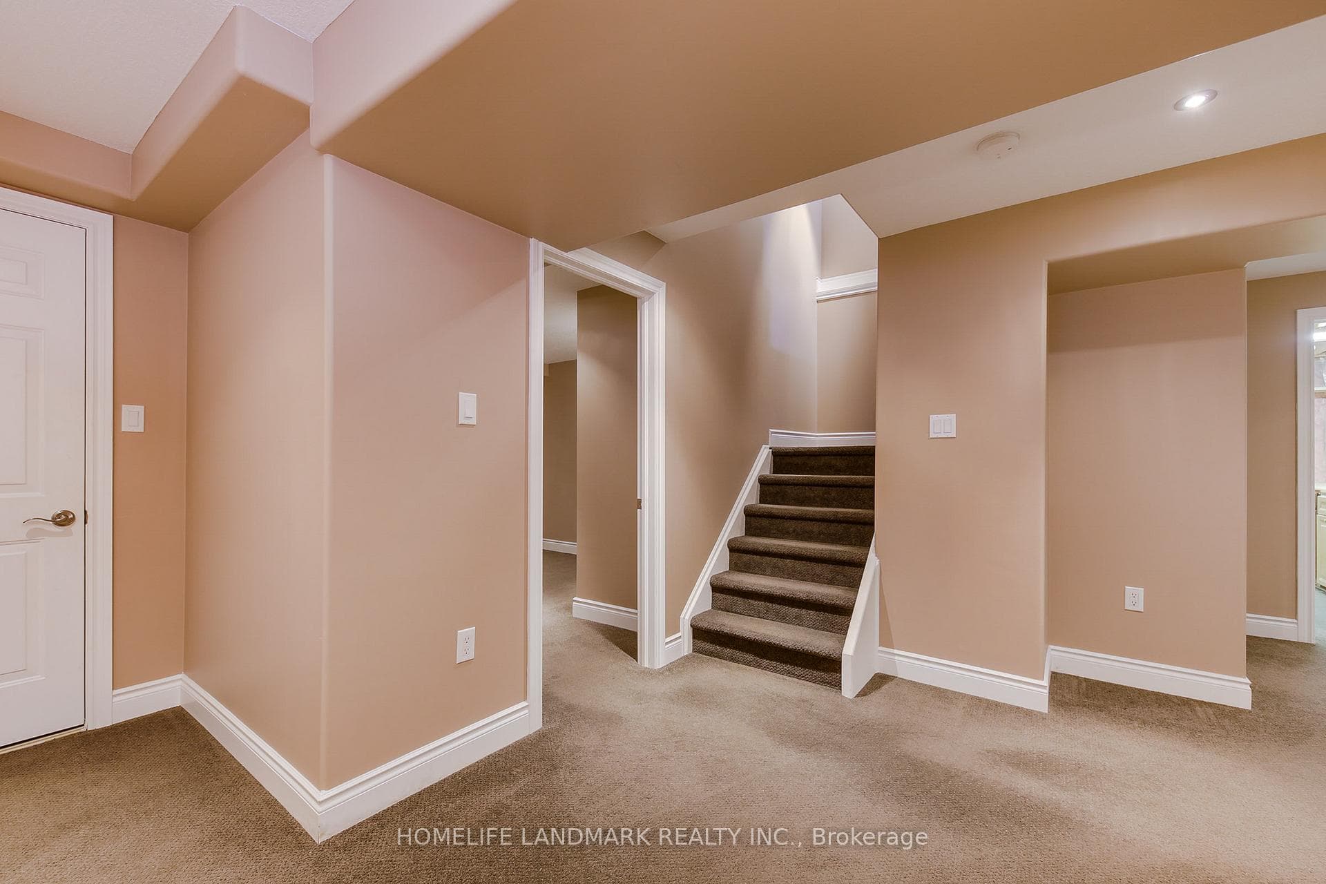 55 Prince William Way photo 14