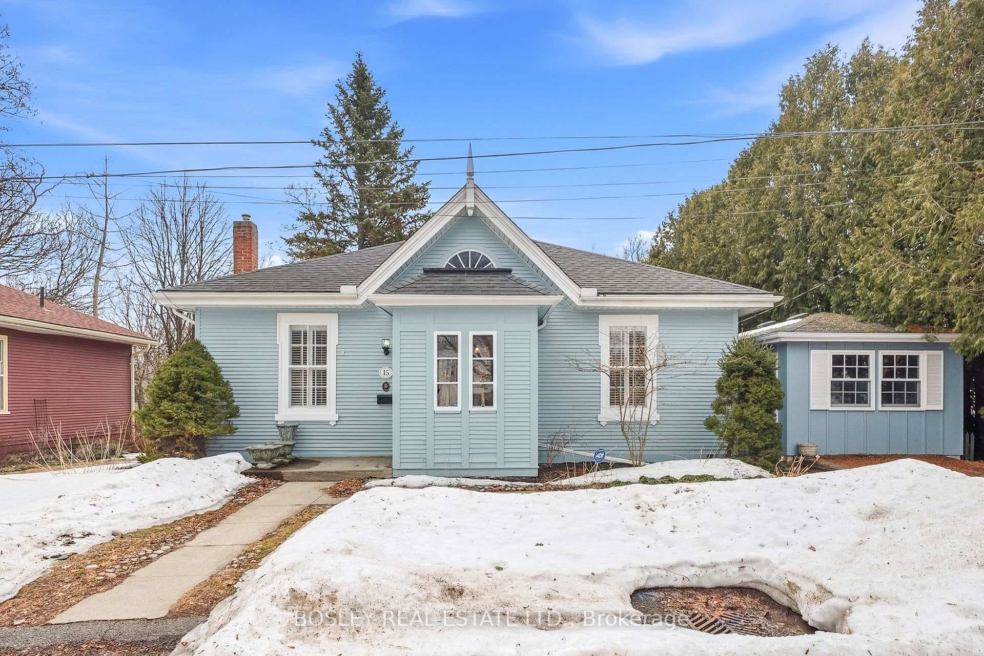 15 Baldwin Street photo 1