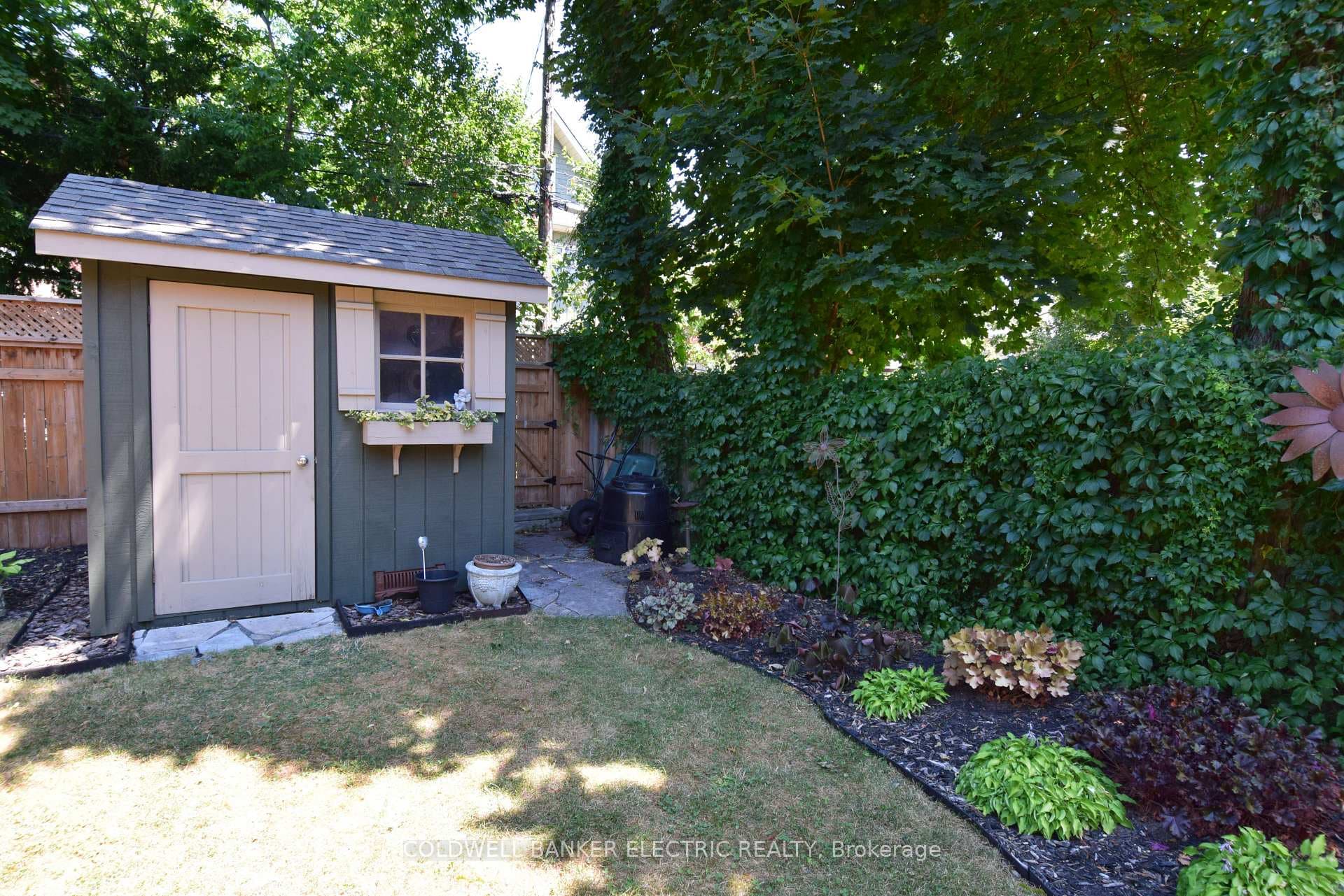 310 Pearl Avenue photo 30